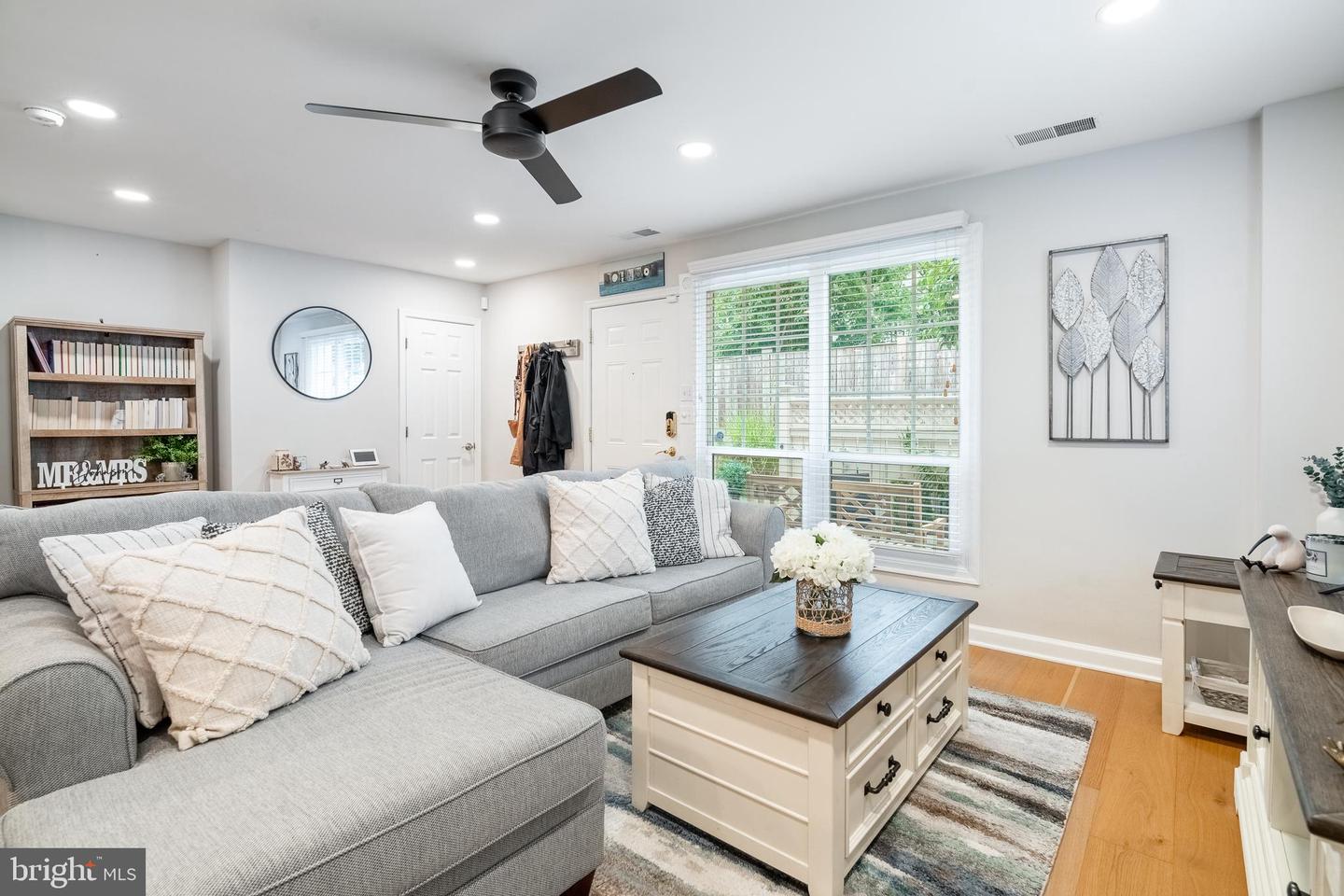 1657-B N VAN DORN ST, ALEXANDRIA, Virginia 22304, 3 Bedrooms Bedrooms, ,2 BathroomsBathrooms,Residential,For sale,1657-B N VAN DORN ST,VAAX2047036 MLS # VAAX2047036