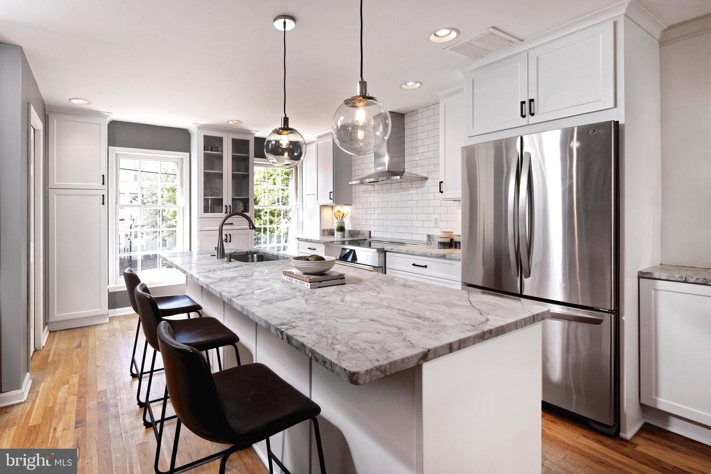 103 FRANKLIN ST, ALEXANDRIA, Virginia 22314, 4 Bedrooms Bedrooms, ,4 BathroomsBathrooms,Residential,For sale,103 FRANKLIN ST,VAAX2047296 MLS # VAAX2047296