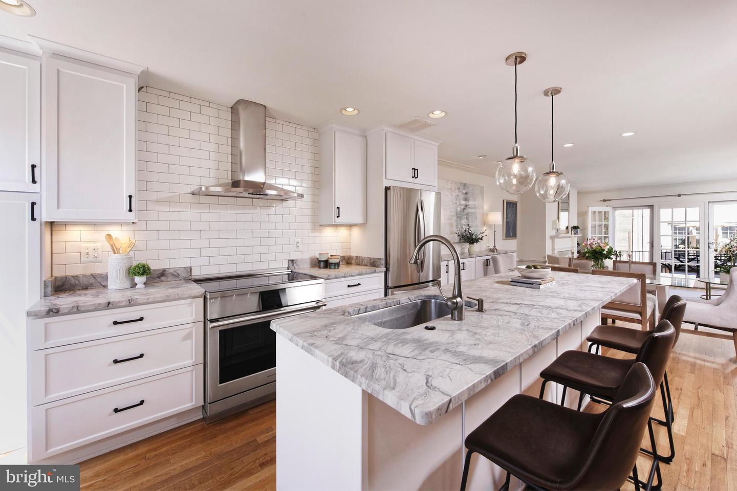103 FRANKLIN ST, ALEXANDRIA, Virginia 22314, 4 Bedrooms Bedrooms, ,4 BathroomsBathrooms,Residential,For sale,103 FRANKLIN ST,VAAX2047296 MLS # VAAX2047296