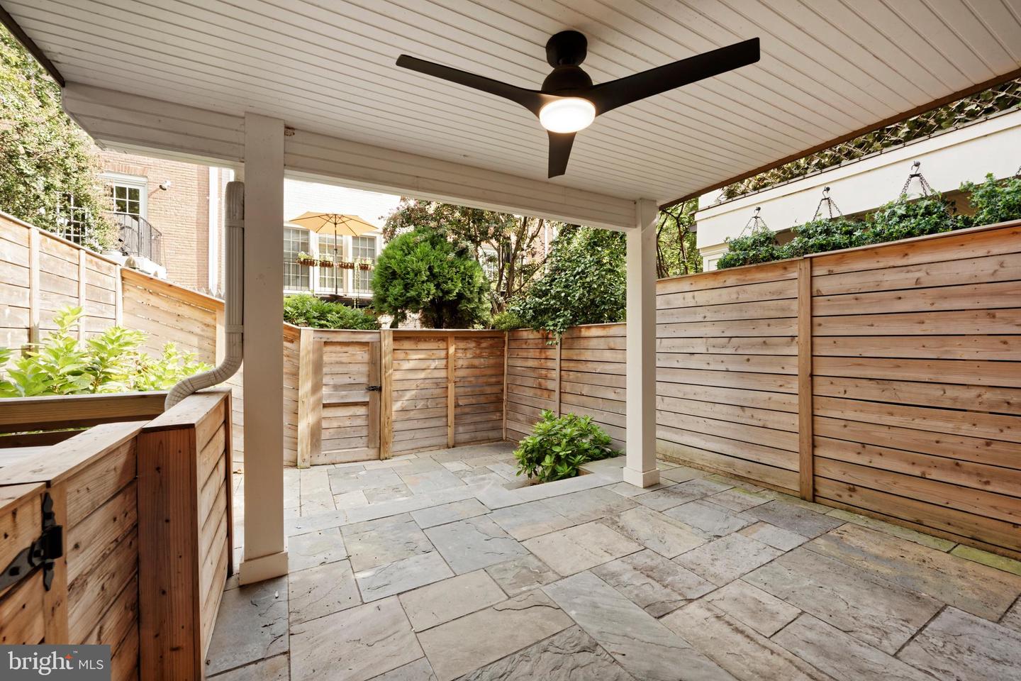 103 FRANKLIN ST, ALEXANDRIA, Virginia 22314, 4 Bedrooms Bedrooms, ,4 BathroomsBathrooms,Residential,For sale,103 FRANKLIN ST,VAAX2047296 MLS # VAAX2047296