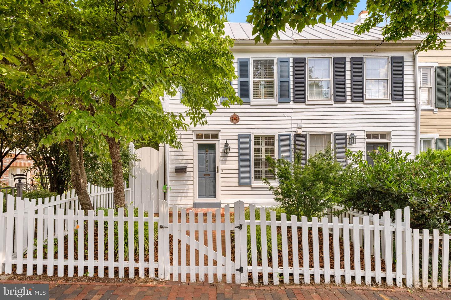 1653 35TH ST NW, WASHINGTON, District Of Columbia 20007, 3 Bedrooms Bedrooms, ,1 BathroomBathrooms,Residential,For sale,1653 35TH ST NW,DCDC2209634 MLS # DCDC2209634