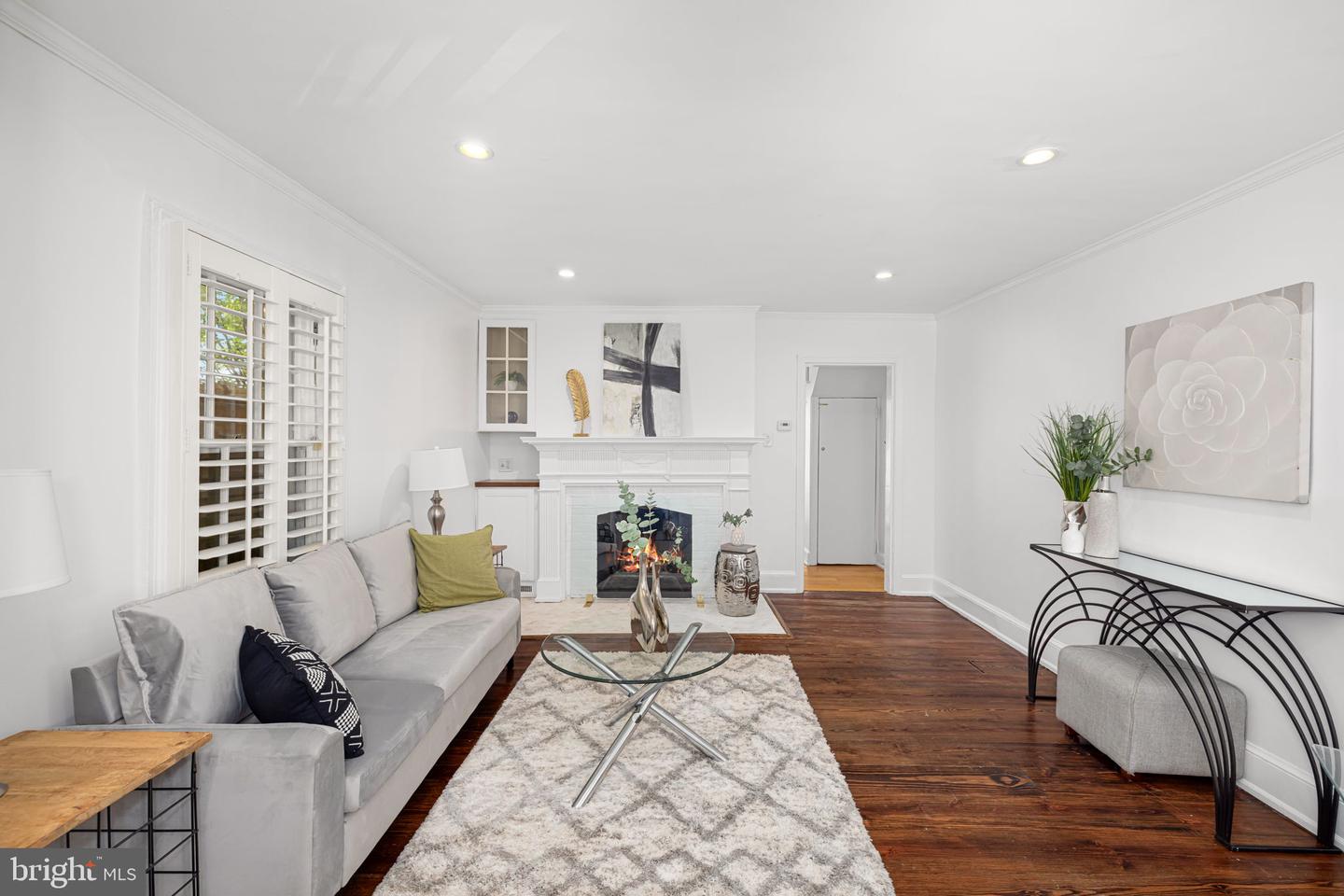 1653 35TH ST NW, WASHINGTON, District Of Columbia 20007, 3 Bedrooms Bedrooms, ,1 BathroomBathrooms,Residential,For sale,1653 35TH ST NW,DCDC2209634 MLS # DCDC2209634