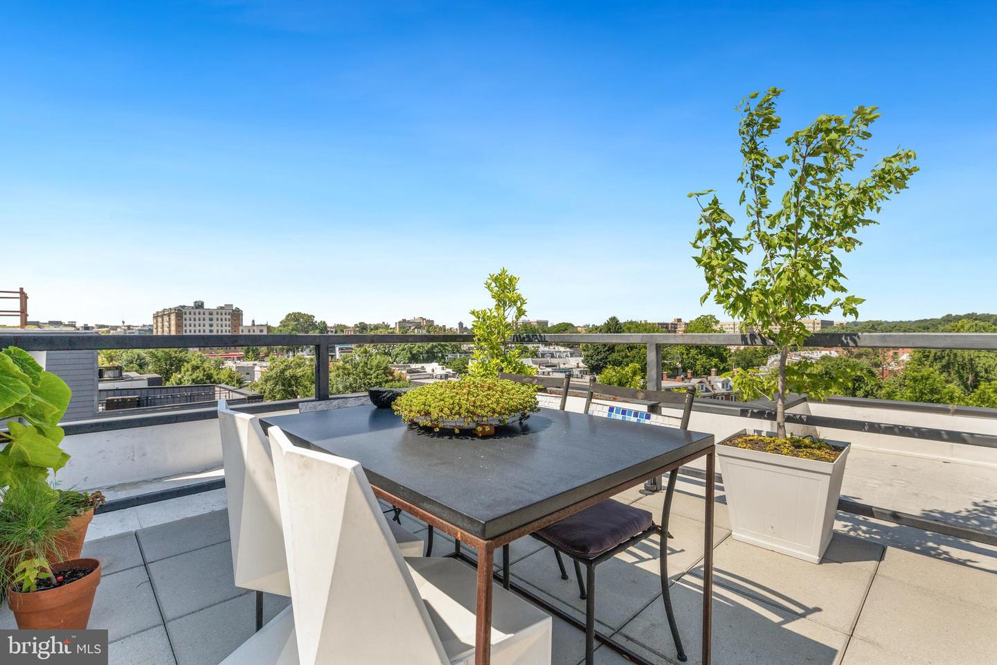 1380 QUINCY ST NW #3E, WASHINGTON, District Of Columbia 20011, 2 Bedrooms Bedrooms, ,2 BathroomsBathrooms,Residential,For sale,1380 QUINCY ST NW #3E,DCDC2210070 MLS # DCDC2210070