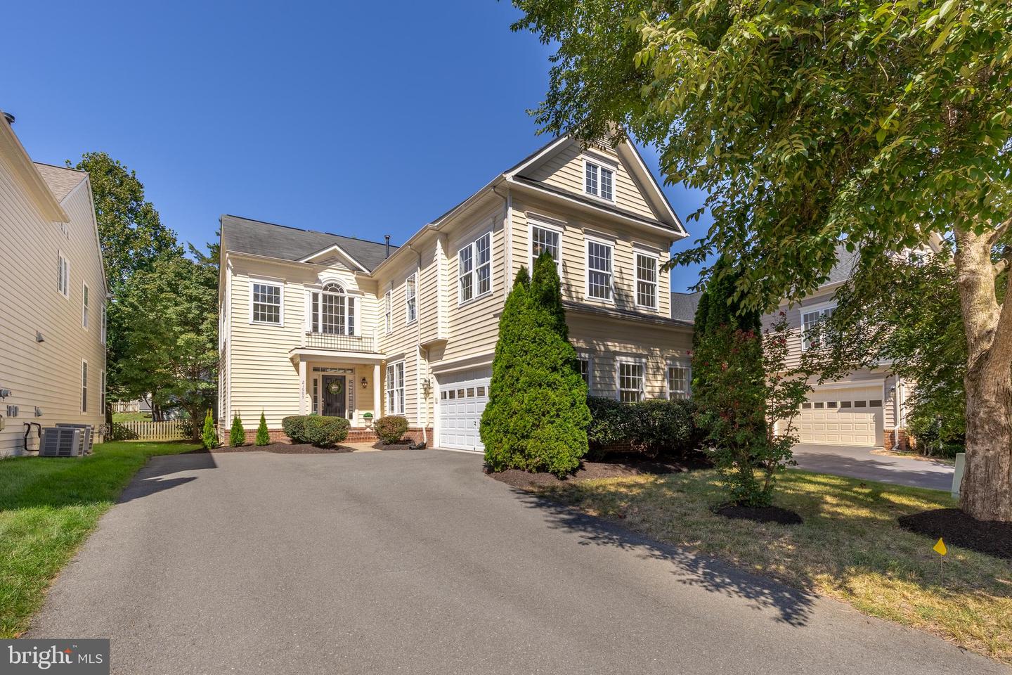 21997 STONESTILE PL, BROADLANDS, Virginia 20148, 4 Bedrooms Bedrooms, ,2 BathroomsBathrooms,Residential,For sale,21997 STONESTILE PL,VALO2101990 MLS # VALO2101990