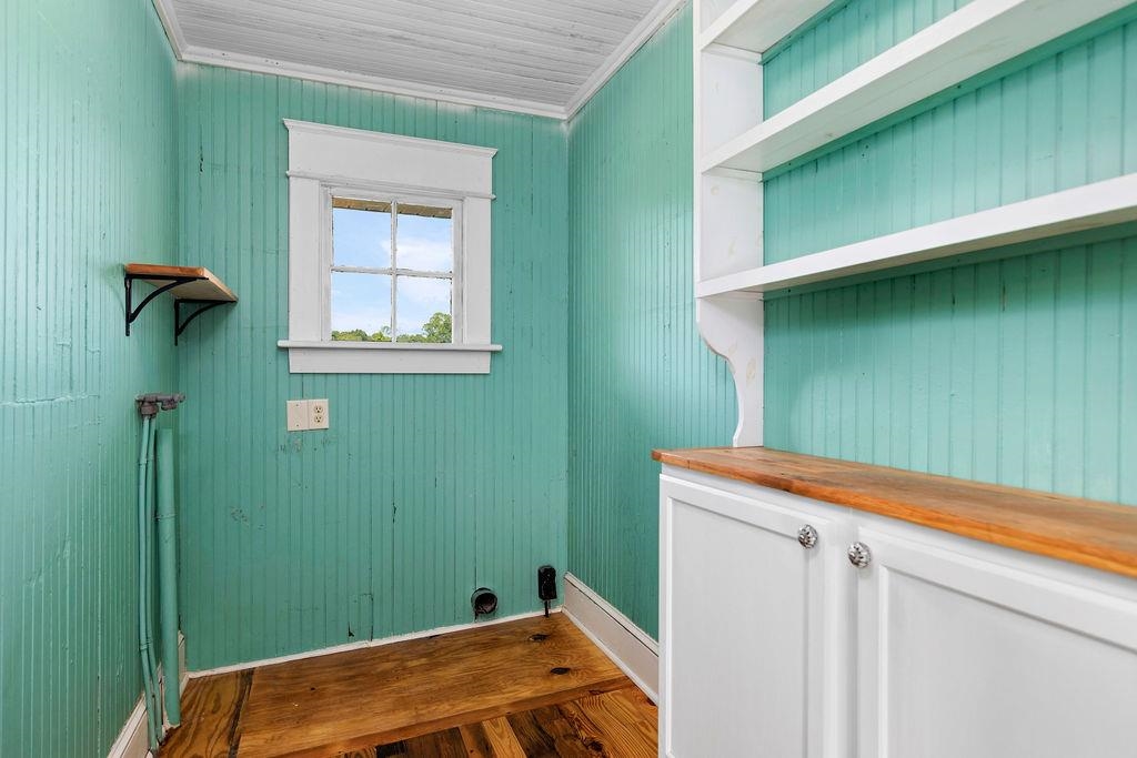 745 ALBEVANNA SPRING RD, SCOTTSVILLE, Virginia 24590, 5 Bedrooms Bedrooms, ,2 BathroomsBathrooms,Residential,Belle Haven Farm,745 ALBEVANNA SPRING RD,668632 MLS # 668632