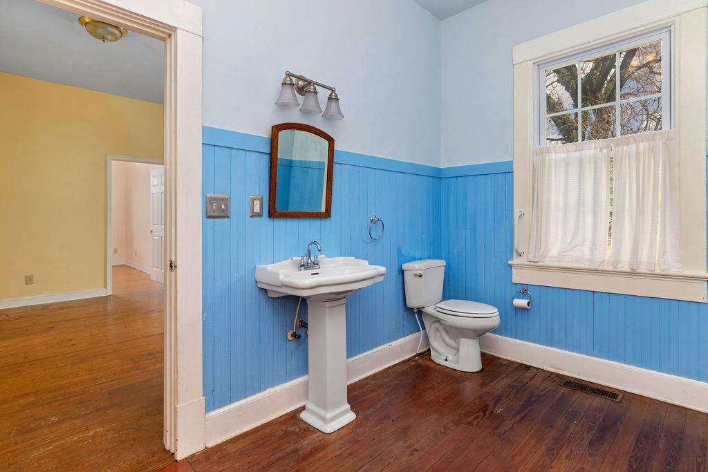 745 ALBEVANNA SPRING RD, SCOTTSVILLE, Virginia 24590, 5 Bedrooms Bedrooms, ,2 BathroomsBathrooms,Residential,Belle Haven Farm,745 ALBEVANNA SPRING RD,668632 MLS # 668632