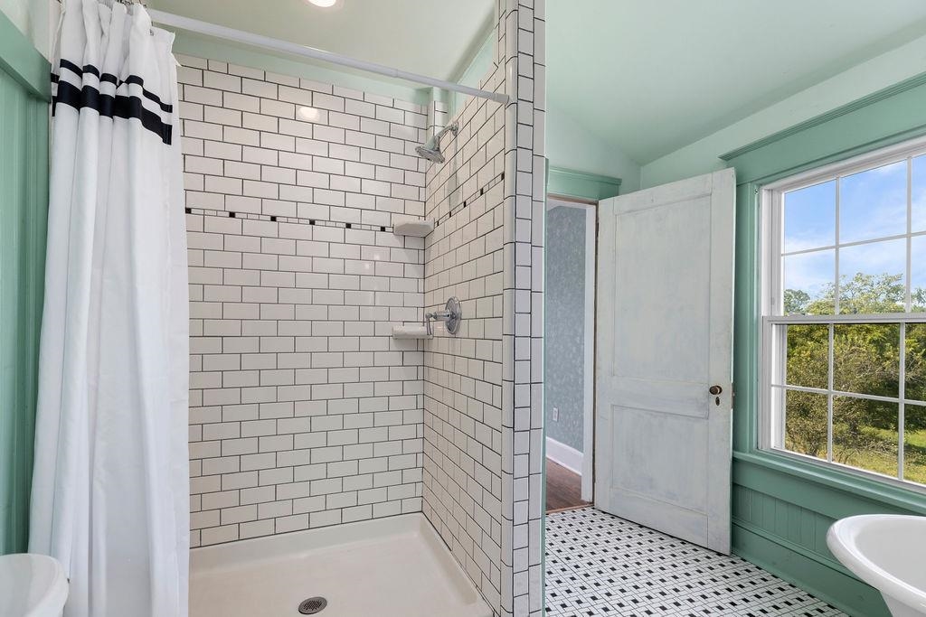 745 ALBEVANNA SPRING RD, SCOTTSVILLE, Virginia 24590, 5 Bedrooms Bedrooms, ,2 BathroomsBathrooms,Residential,Belle Haven Farm,745 ALBEVANNA SPRING RD,668632 MLS # 668632