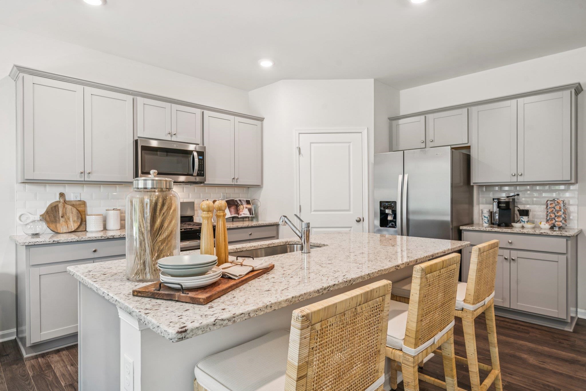 202 GLENMORE LN, KESWICK, Virginia 22947, 5 Bedrooms Bedrooms, ,3 BathroomsBathrooms,Residential,202 GLENMORE LN,668637 MLS # 668637
