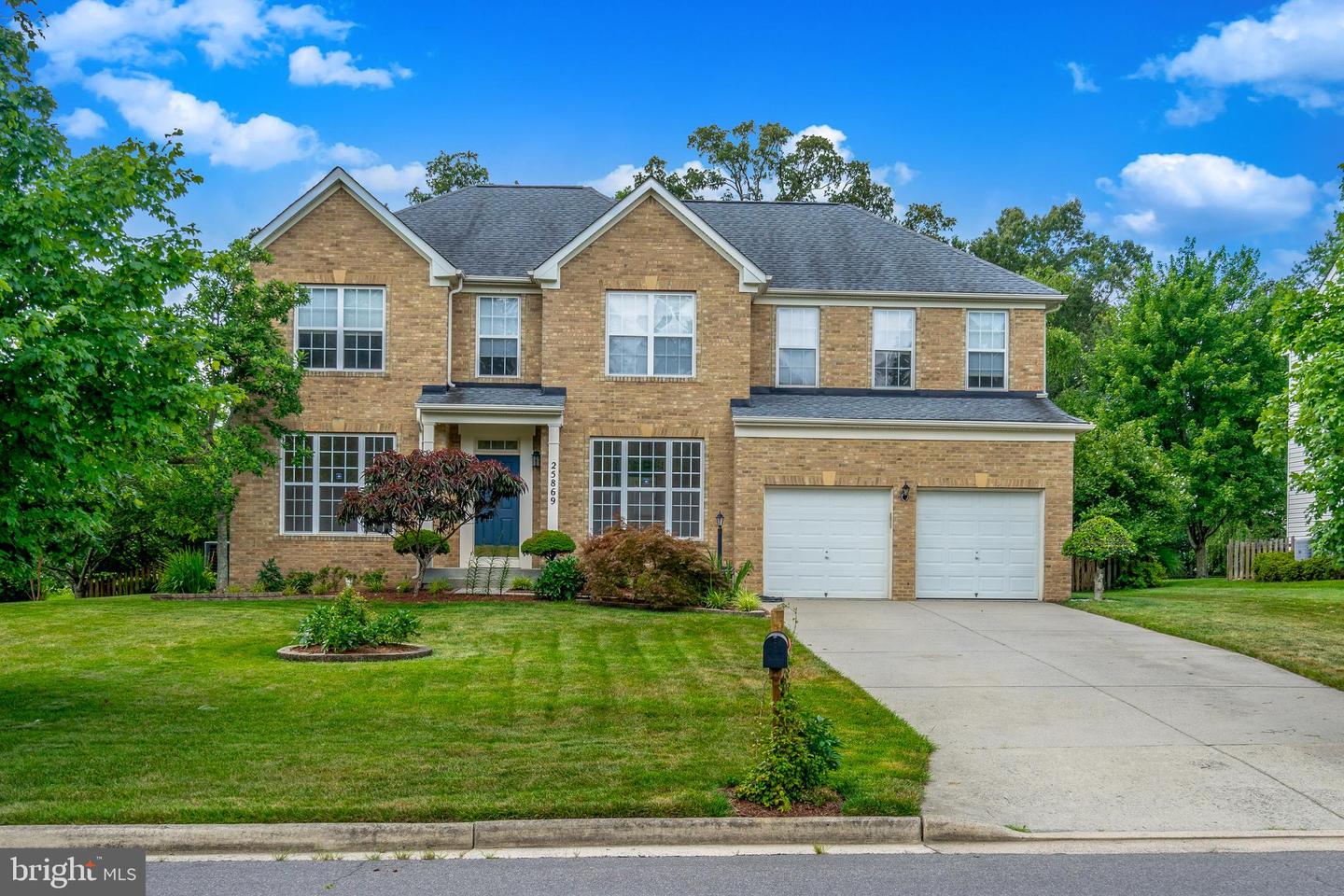 25869 SPRING FARM CIR, CHANTILLY, Virginia 20152, 4 Bedrooms Bedrooms, ,4 BathroomsBathrooms,Residential,For sale,25869 SPRING FARM CIR,VALO2102028 MLS # VALO2102028