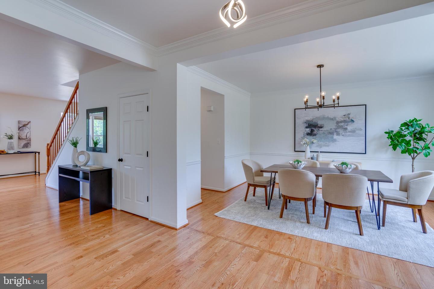 25869 SPRING FARM CIR, CHANTILLY, Virginia 20152, 4 Bedrooms Bedrooms, ,4 BathroomsBathrooms,Residential,For sale,25869 SPRING FARM CIR,VALO2102028 MLS # VALO2102028