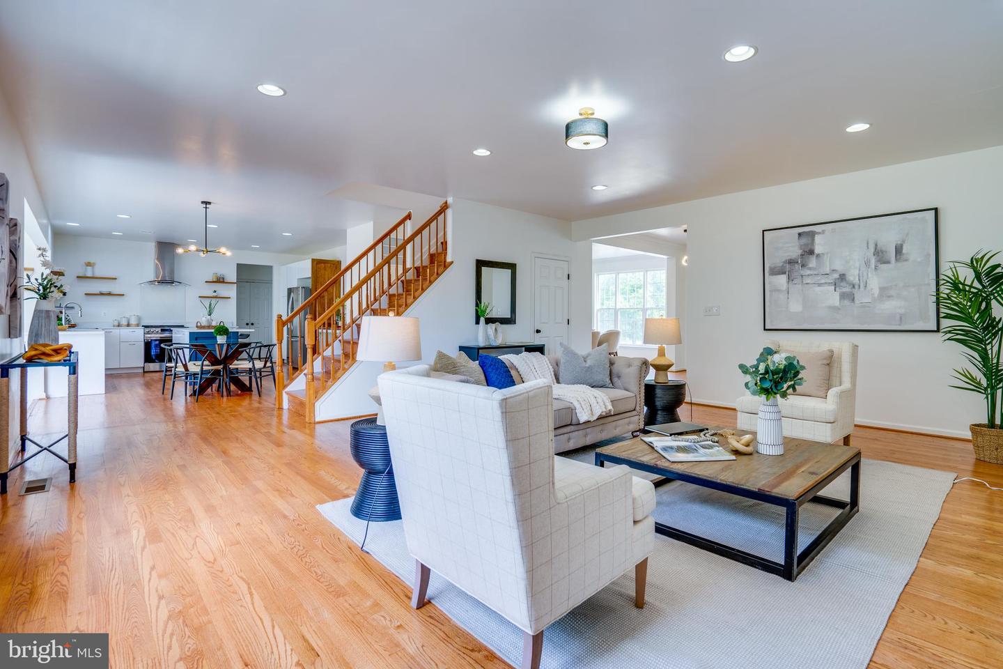 25869 SPRING FARM CIR, CHANTILLY, Virginia 20152, 4 Bedrooms Bedrooms, ,4 BathroomsBathrooms,Residential,For sale,25869 SPRING FARM CIR,VALO2102028 MLS # VALO2102028