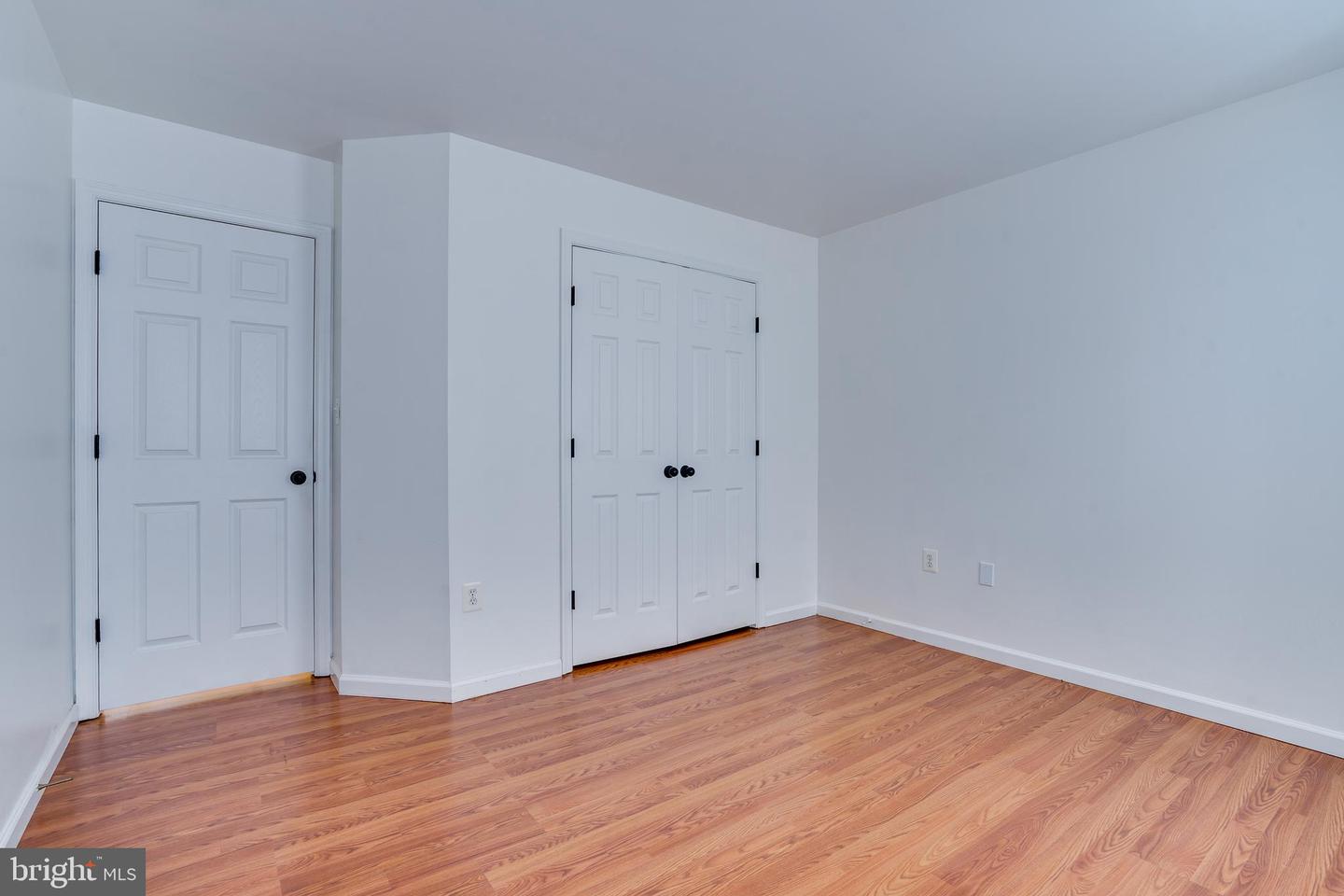 25869 SPRING FARM CIR, CHANTILLY, Virginia 20152, 4 Bedrooms Bedrooms, ,4 BathroomsBathrooms,Residential,For sale,25869 SPRING FARM CIR,VALO2102028 MLS # VALO2102028