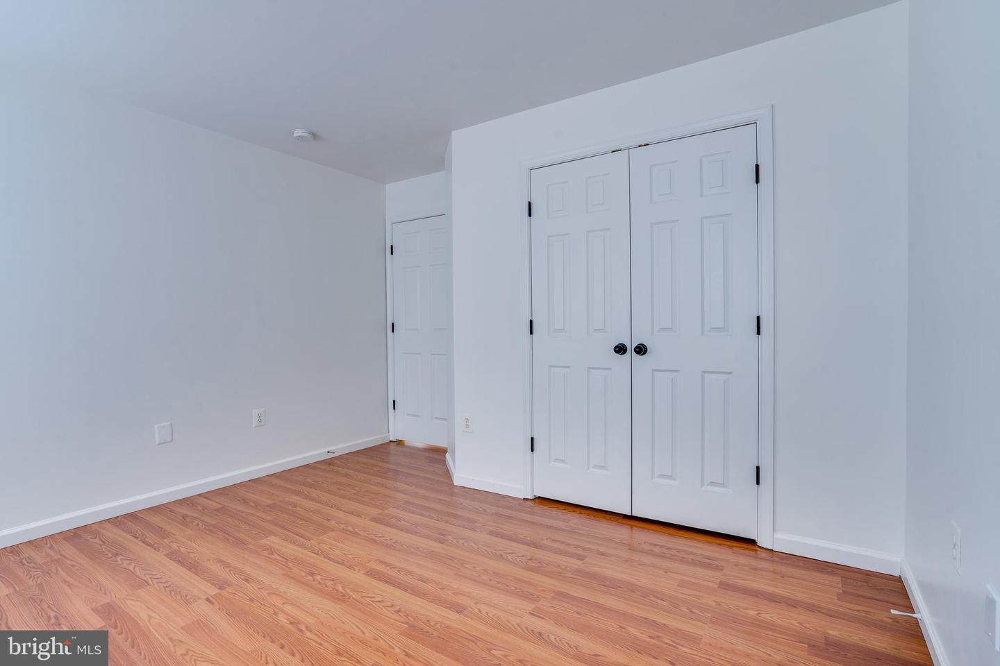 25869 SPRING FARM CIR, CHANTILLY, Virginia 20152, 4 Bedrooms Bedrooms, ,4 BathroomsBathrooms,Residential,For sale,25869 SPRING FARM CIR,VALO2102028 MLS # VALO2102028