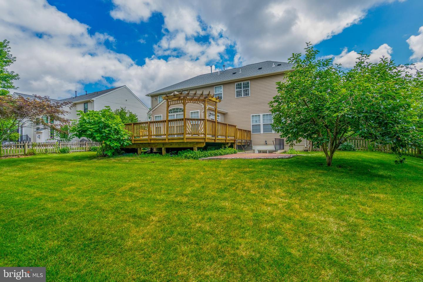 25869 SPRING FARM CIR, CHANTILLY, Virginia 20152, 4 Bedrooms Bedrooms, ,4 BathroomsBathrooms,Residential,For sale,25869 SPRING FARM CIR,VALO2102028 MLS # VALO2102028