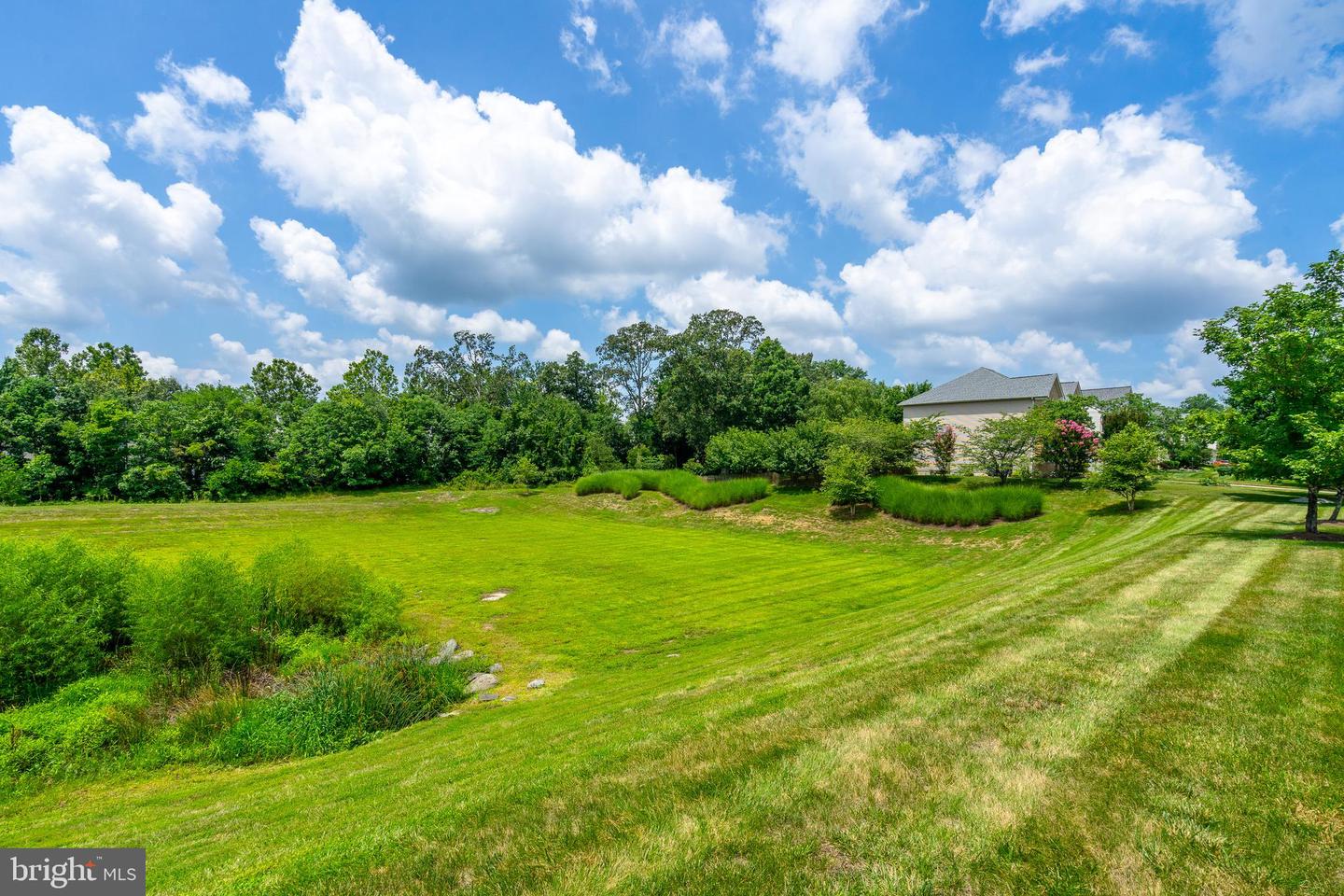 25869 SPRING FARM CIR, CHANTILLY, Virginia 20152, 4 Bedrooms Bedrooms, ,4 BathroomsBathrooms,Residential,For sale,25869 SPRING FARM CIR,VALO2102028 MLS # VALO2102028
