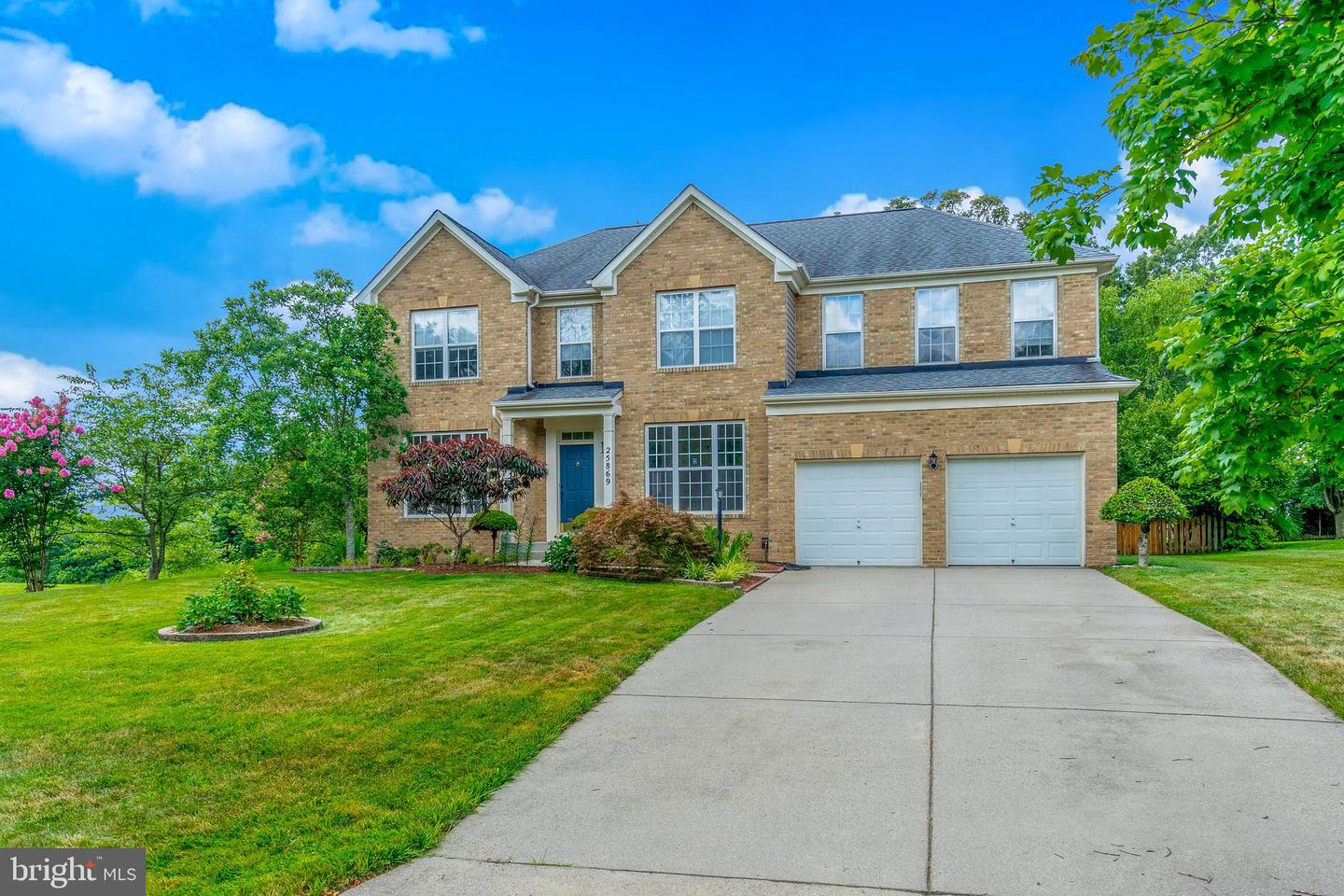 25869 SPRING FARM CIR, CHANTILLY, Virginia 20152, 4 Bedrooms Bedrooms, ,4 BathroomsBathrooms,Residential,For sale,25869 SPRING FARM CIR,VALO2102028 MLS # VALO2102028