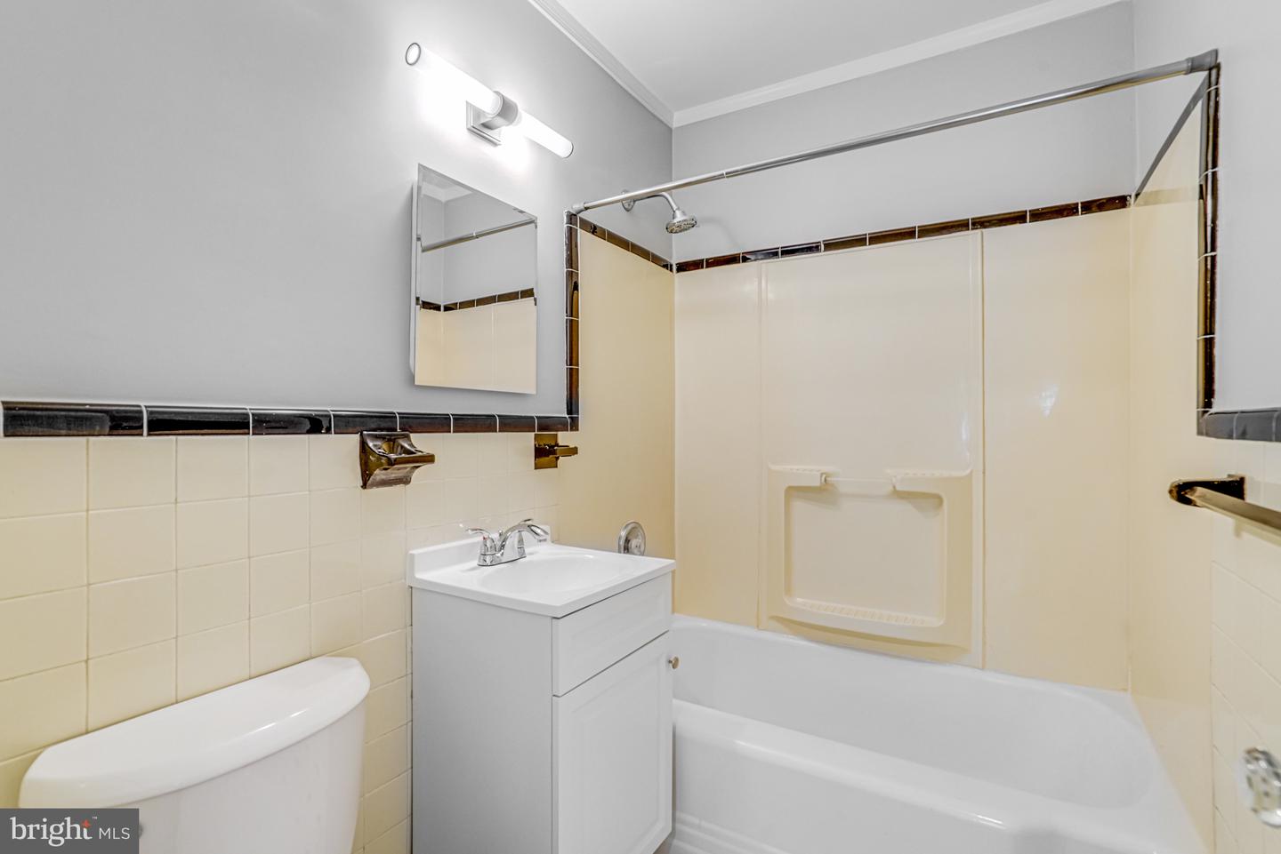 2301 N EDISON ST, ARLINGTON, Virginia 22207, 4 Bedrooms Bedrooms, ,2 BathroomsBathrooms,Residential,For sale,2301 N EDISON ST,VAAR2060960 MLS # VAAR2060960