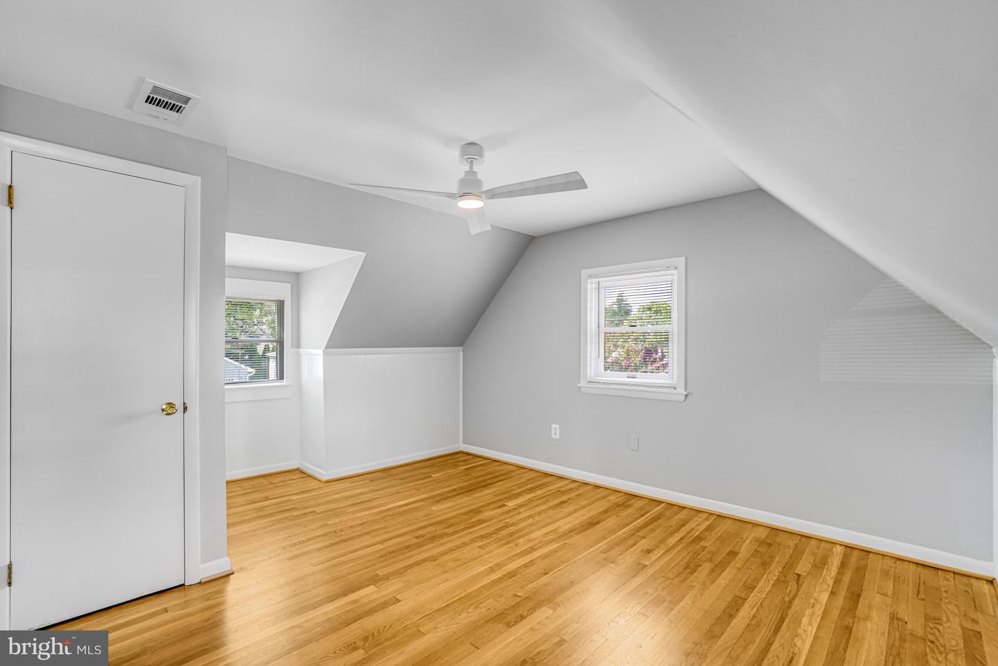 2301 N EDISON ST, ARLINGTON, Virginia 22207, 4 Bedrooms Bedrooms, ,2 BathroomsBathrooms,Residential,For sale,2301 N EDISON ST,VAAR2060960 MLS # VAAR2060960