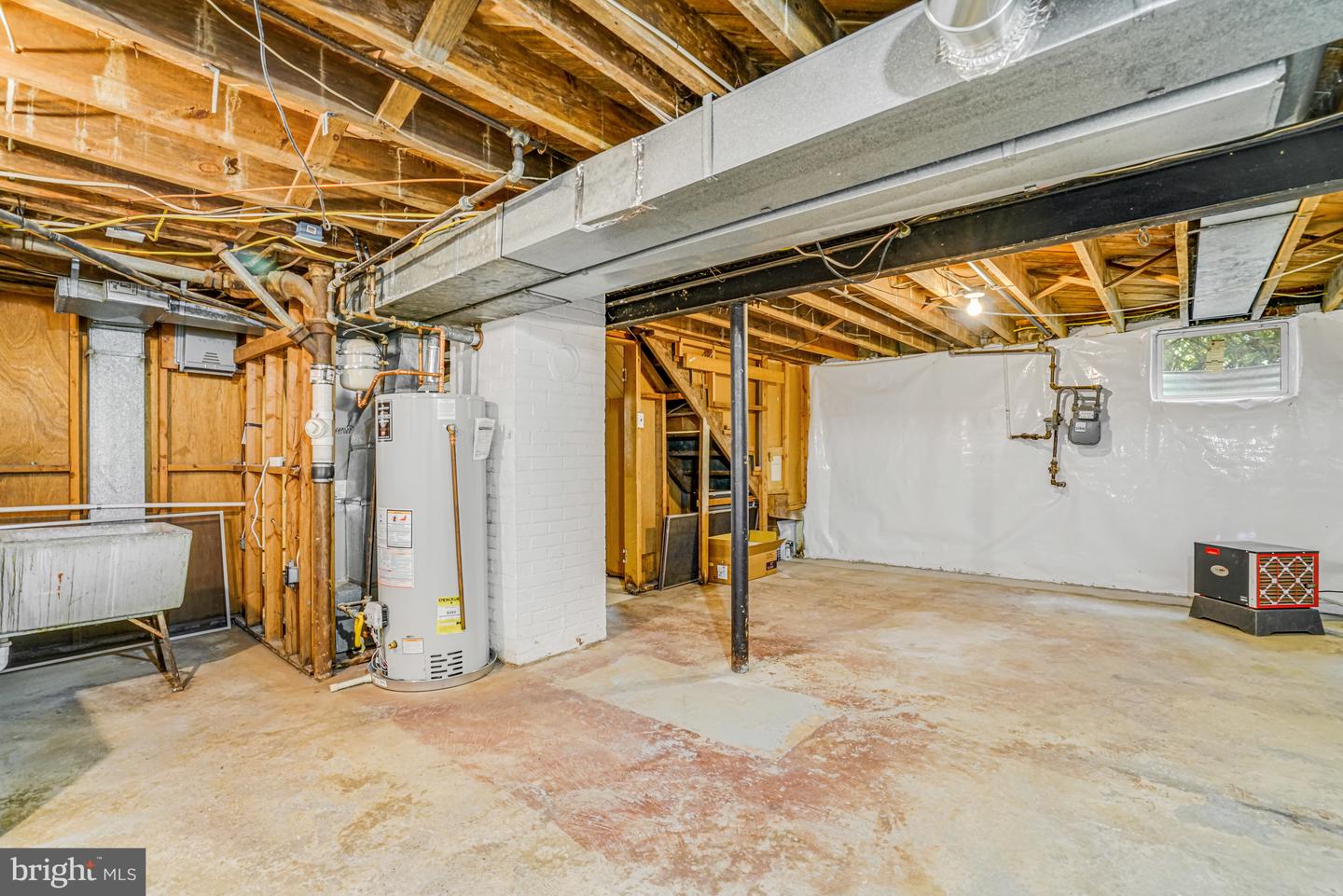 2301 N EDISON ST, ARLINGTON, Virginia 22207, 4 Bedrooms Bedrooms, ,2 BathroomsBathrooms,Residential,For sale,2301 N EDISON ST,VAAR2060960 MLS # VAAR2060960