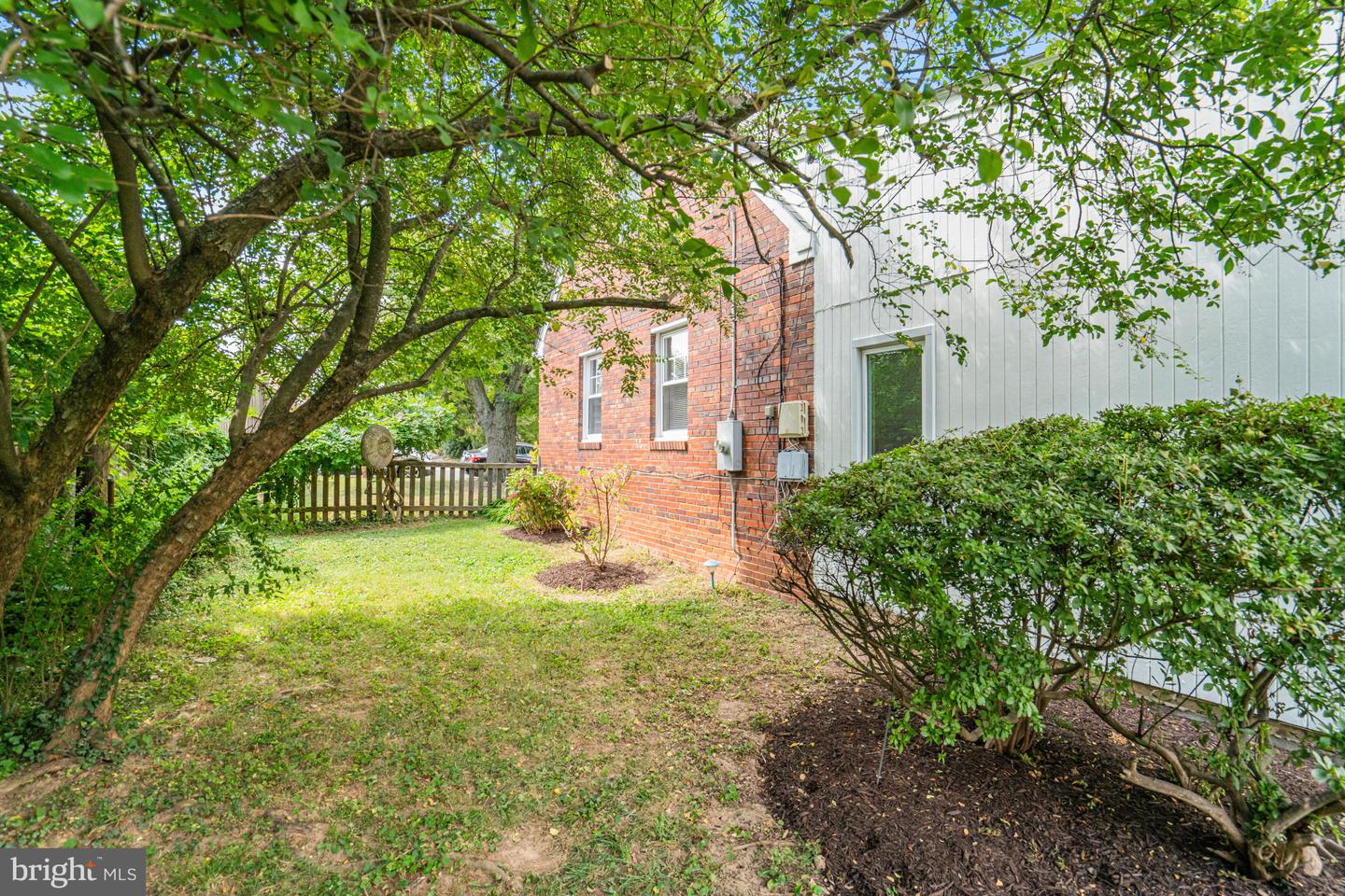 2301 N EDISON ST, ARLINGTON, Virginia 22207, 4 Bedrooms Bedrooms, ,2 BathroomsBathrooms,Residential,For sale,2301 N EDISON ST,VAAR2060960 MLS # VAAR2060960