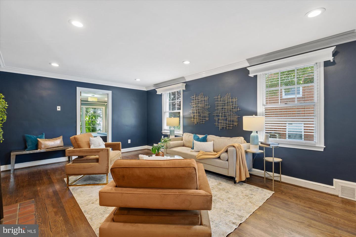 6115 WASHINGTON BLVD, ARLINGTON, Virginia 22205, 3 Bedrooms Bedrooms, ,3 BathroomsBathrooms,Residential,For sale,6115 WASHINGTON BLVD,VAAR2060966 MLS # VAAR2060966