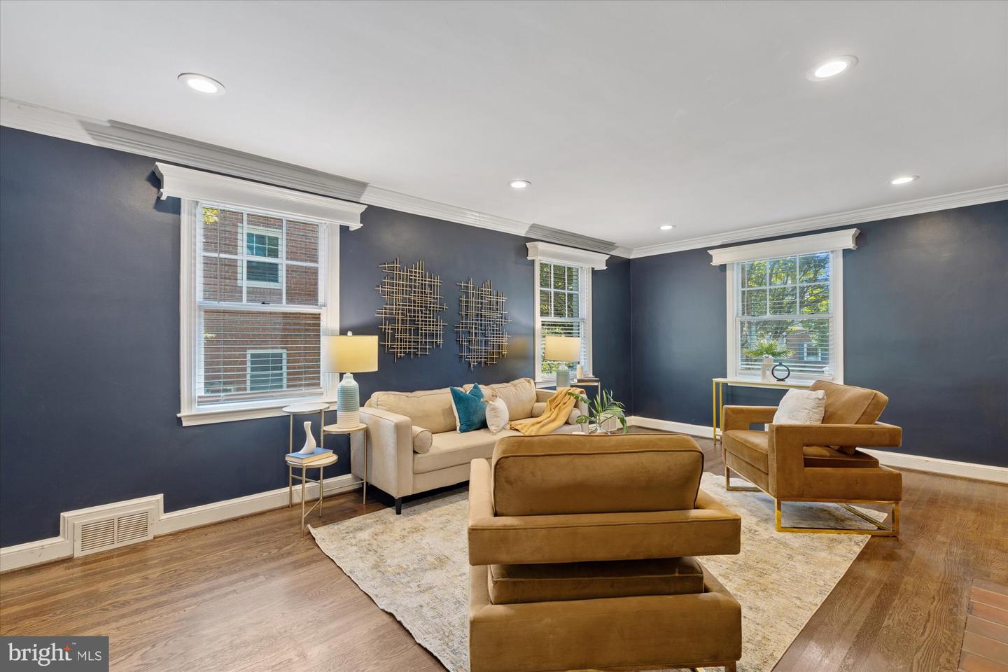 6115 WASHINGTON BLVD, ARLINGTON, Virginia 22205, 3 Bedrooms Bedrooms, ,3 BathroomsBathrooms,Residential,For sale,6115 WASHINGTON BLVD,VAAR2060966 MLS # VAAR2060966