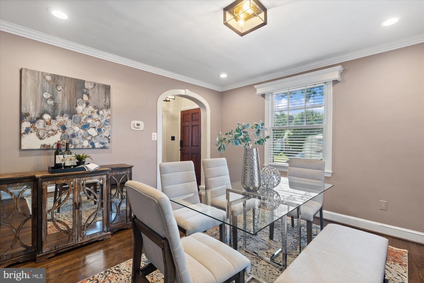 6115 WASHINGTON BLVD, ARLINGTON, Virginia 22205, 3 Bedrooms Bedrooms, ,3 BathroomsBathrooms,Residential,For sale,6115 WASHINGTON BLVD,VAAR2060966 MLS # VAAR2060966