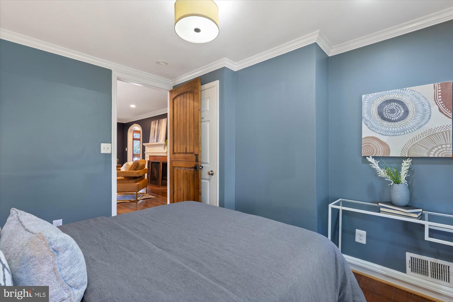 6115 WASHINGTON BLVD, ARLINGTON, Virginia 22205, 3 Bedrooms Bedrooms, ,3 BathroomsBathrooms,Residential,For sale,6115 WASHINGTON BLVD,VAAR2060966 MLS # VAAR2060966