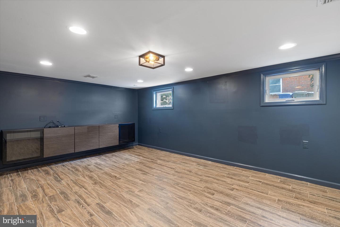 6115 WASHINGTON BLVD, ARLINGTON, Virginia 22205, 3 Bedrooms Bedrooms, ,3 BathroomsBathrooms,Residential,For sale,6115 WASHINGTON BLVD,VAAR2060966 MLS # VAAR2060966