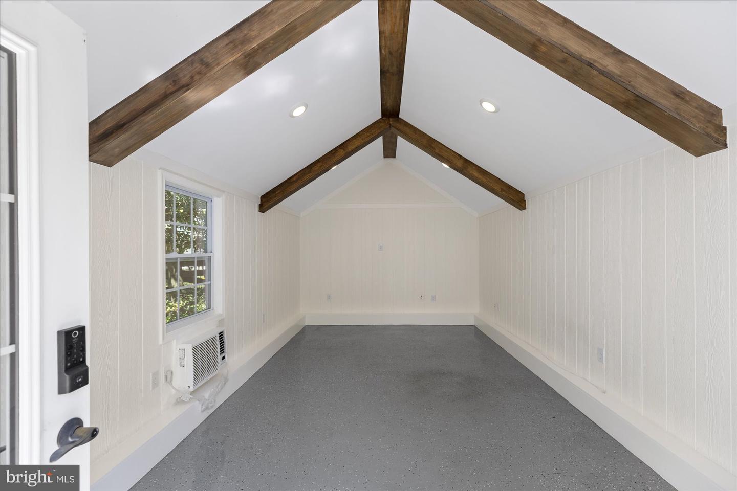 6115 WASHINGTON BLVD, ARLINGTON, Virginia 22205, 3 Bedrooms Bedrooms, ,3 BathroomsBathrooms,Residential,For sale,6115 WASHINGTON BLVD,VAAR2060966 MLS # VAAR2060966