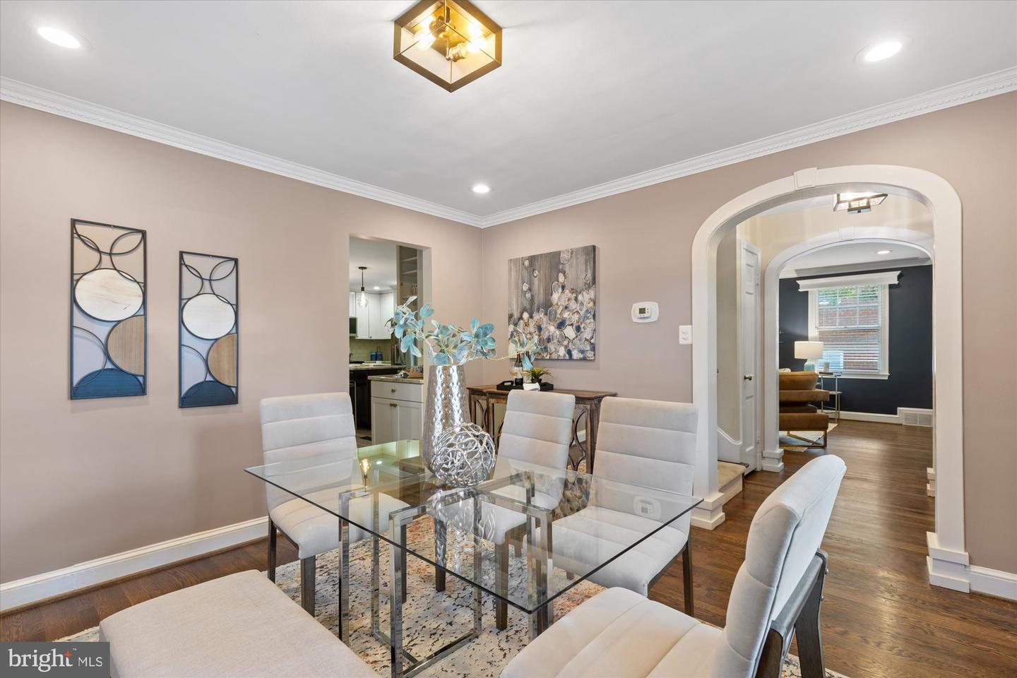 6115 WASHINGTON BLVD, ARLINGTON, Virginia 22205, 3 Bedrooms Bedrooms, ,3 BathroomsBathrooms,Residential,For sale,6115 WASHINGTON BLVD,VAAR2060966 MLS # VAAR2060966