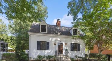 6115 WASHINGTON BLVD, ARLINGTON, Virginia 22205, 3 Bedrooms Bedrooms, ,3 BathroomsBathrooms,Residential,For sale,6115 WASHINGTON BLVD,VAAR2060966 MLS # VAAR2060966