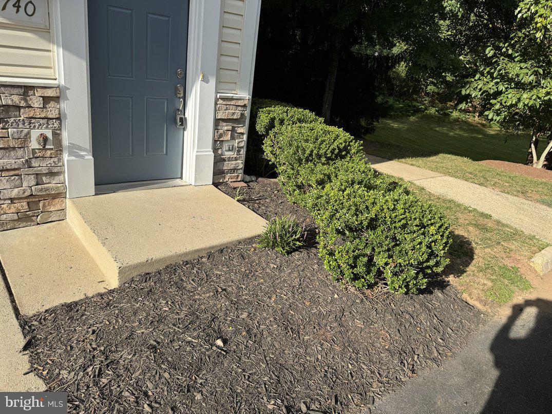 43740 CLEAR LAKE SQ, ASHBURN, Virginia 20147, 3 Bedrooms Bedrooms, ,3 BathroomsBathrooms,Residential,For sale,43740 CLEAR LAKE SQ,VALO2102496 MLS # VALO2102496