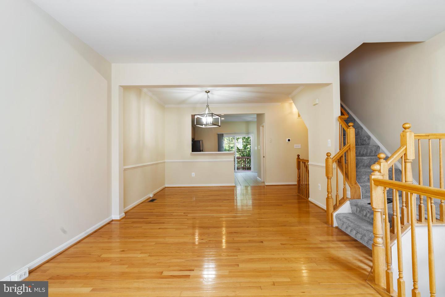 43740 CLEAR LAKE SQ, ASHBURN, Virginia 20147, 3 Bedrooms Bedrooms, ,3 BathroomsBathrooms,Residential,For sale,43740 CLEAR LAKE SQ,VALO2102496 MLS # VALO2102496