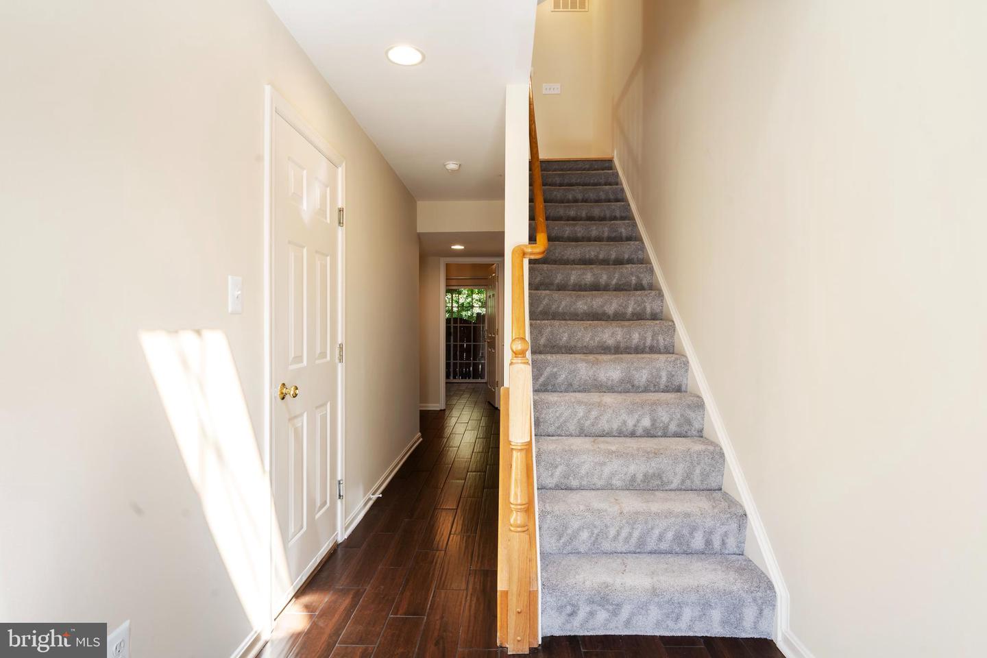 43740 CLEAR LAKE SQ, ASHBURN, Virginia 20147, 3 Bedrooms Bedrooms, ,3 BathroomsBathrooms,Residential,For sale,43740 CLEAR LAKE SQ,VALO2102496 MLS # VALO2102496