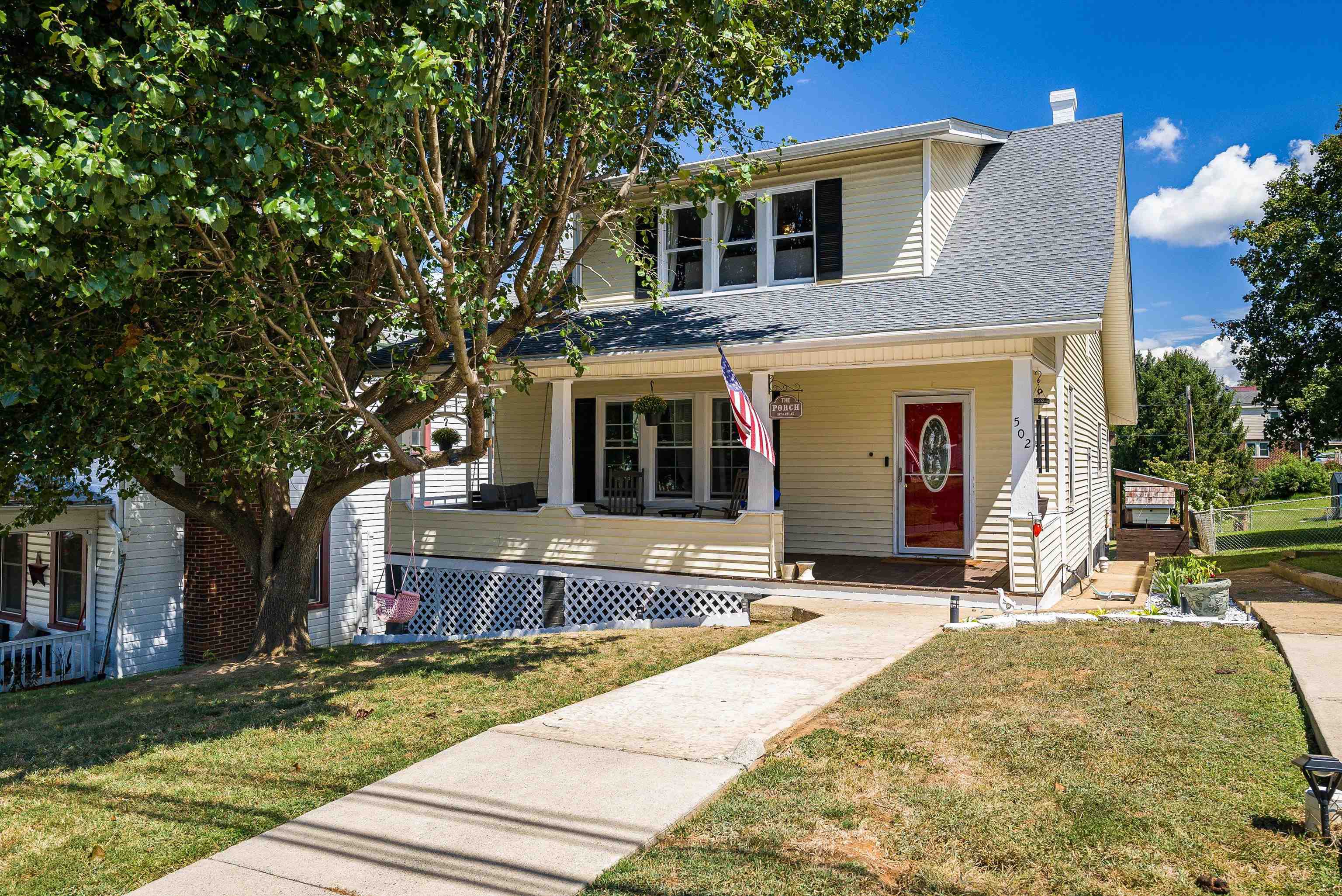 502 THIRD ST, SHENANDOAH, Virginia 22849, 3 Bedrooms Bedrooms, ,1 BathroomBathrooms,Residential,502 THIRD ST,668640 MLS # 668640