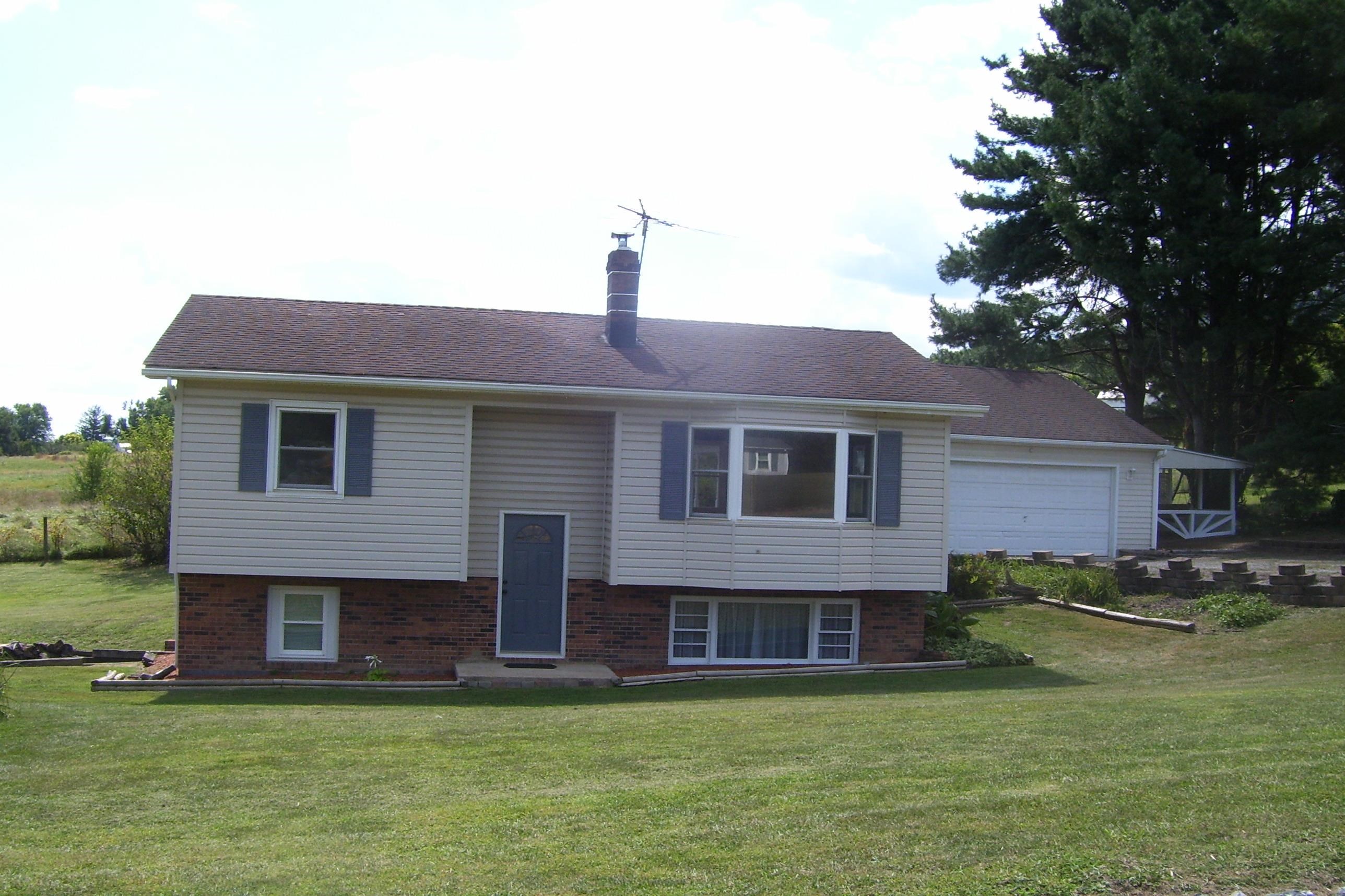 8379 VETTERS RD, BROADWAY, Virginia 22815, 3 Bedrooms Bedrooms, ,1 BathroomBathrooms,Residential,8379 VETTERS RD,668643 MLS # 668643