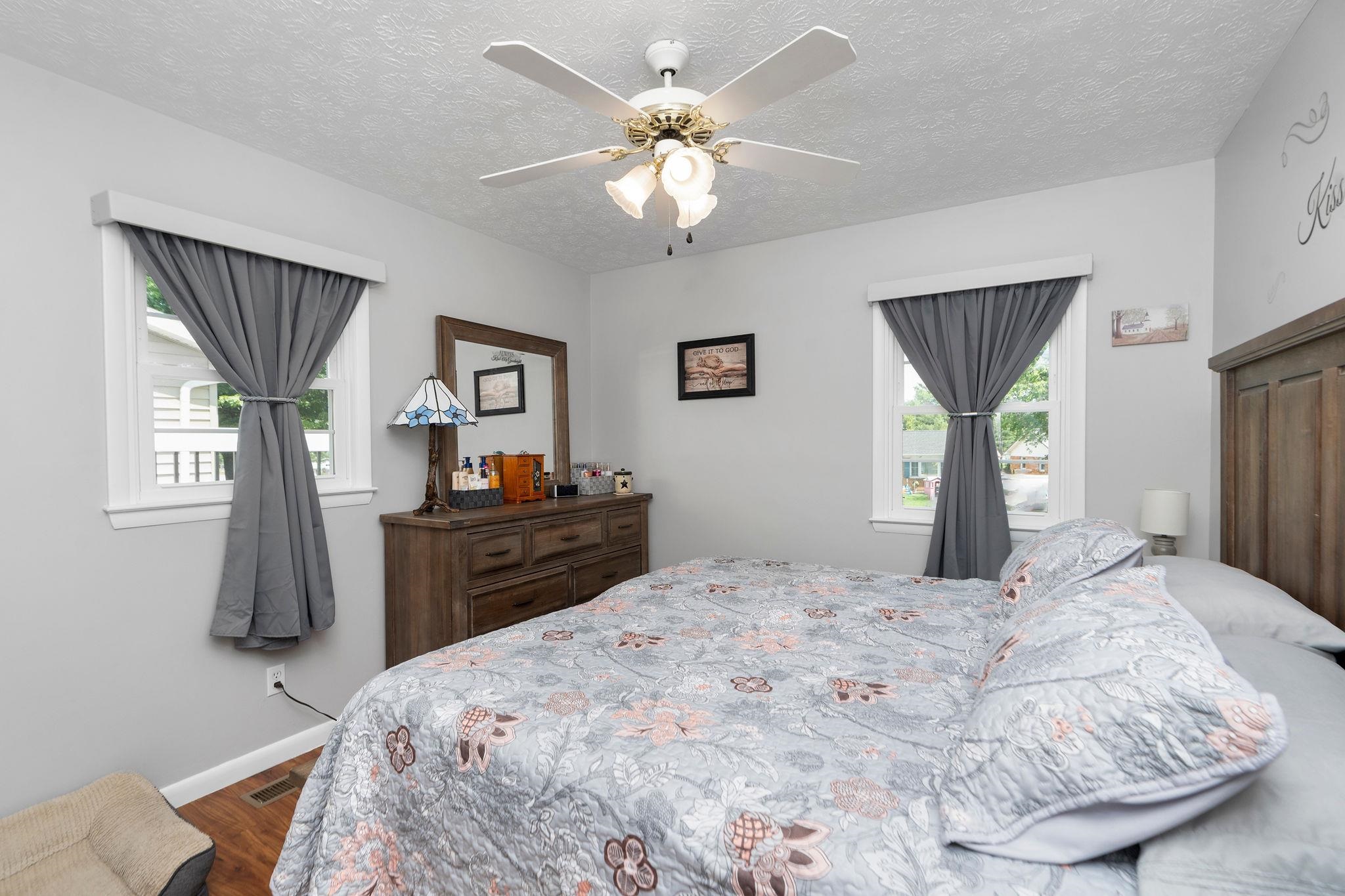 61 KENDRICK AVE, VERONA, Virginia 24482, 3 Bedrooms Bedrooms, ,1 BathroomBathrooms,Residential,61 KENDRICK AVE,668645 MLS # 668645