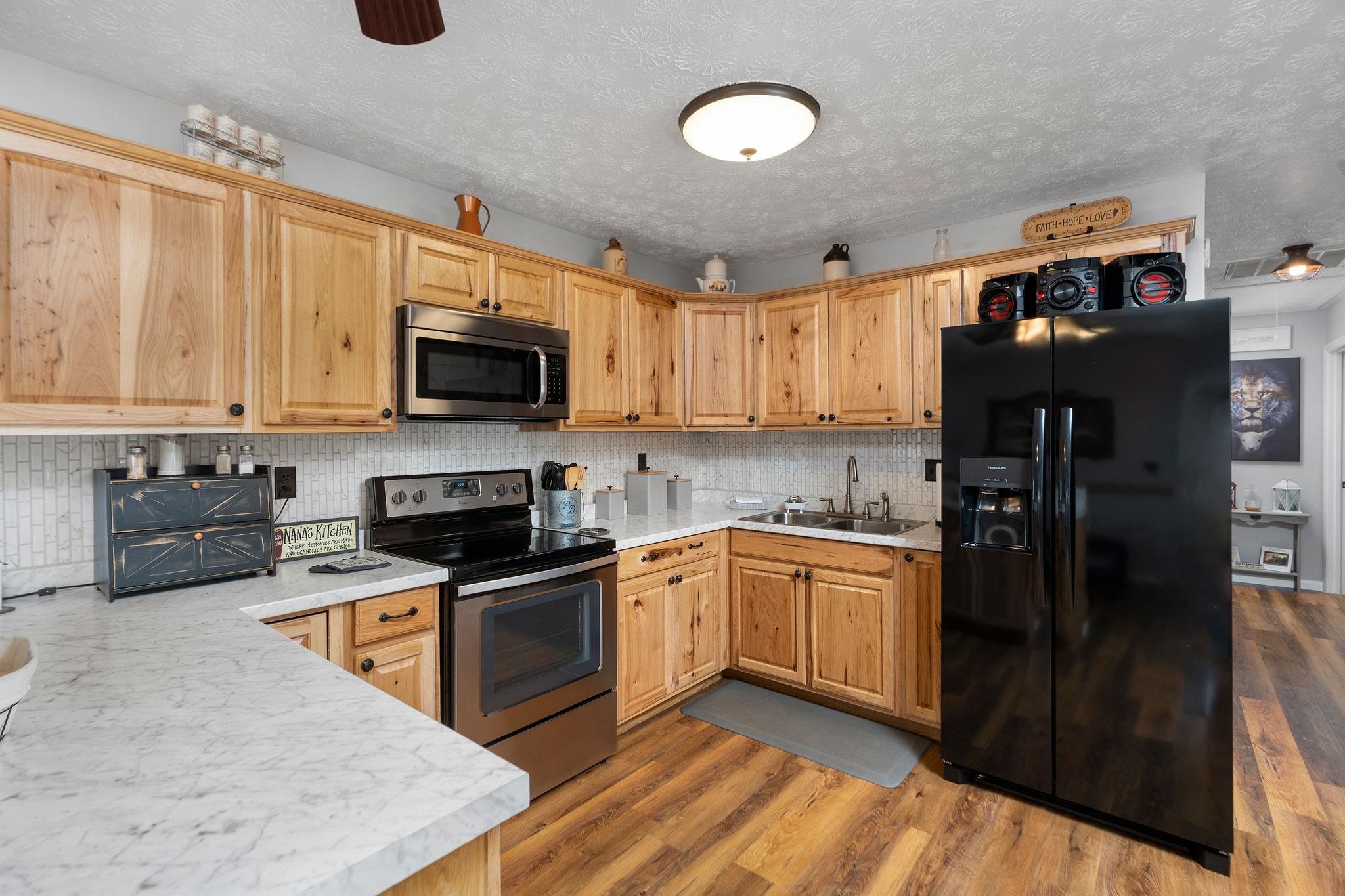61 KENDRICK AVE, VERONA, Virginia 24482, 3 Bedrooms Bedrooms, ,1 BathroomBathrooms,Residential,61 KENDRICK AVE,668645 MLS # 668645