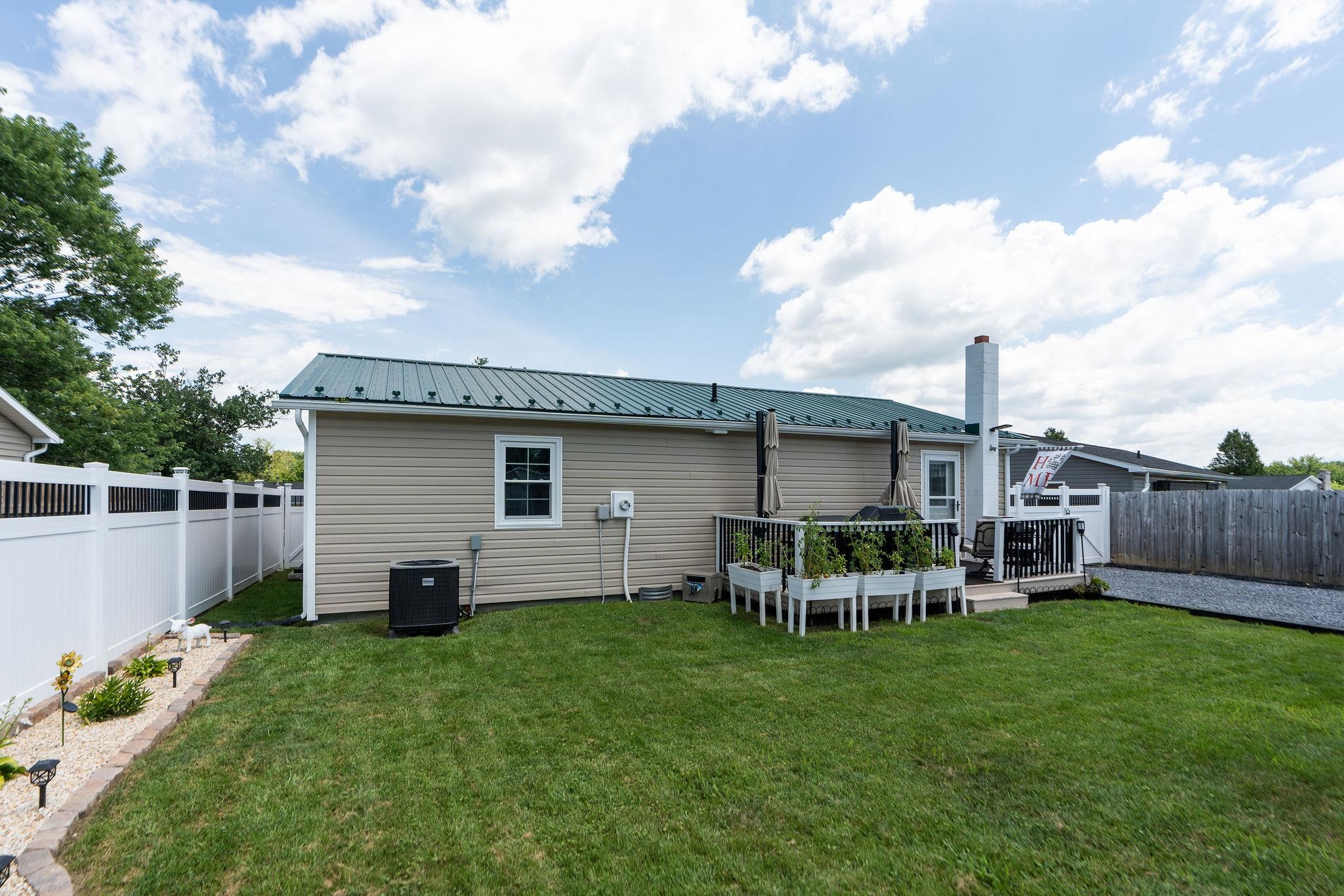 61 KENDRICK AVE, VERONA, Virginia 24482, 3 Bedrooms Bedrooms, ,1 BathroomBathrooms,Residential,61 KENDRICK AVE,668645 MLS # 668645