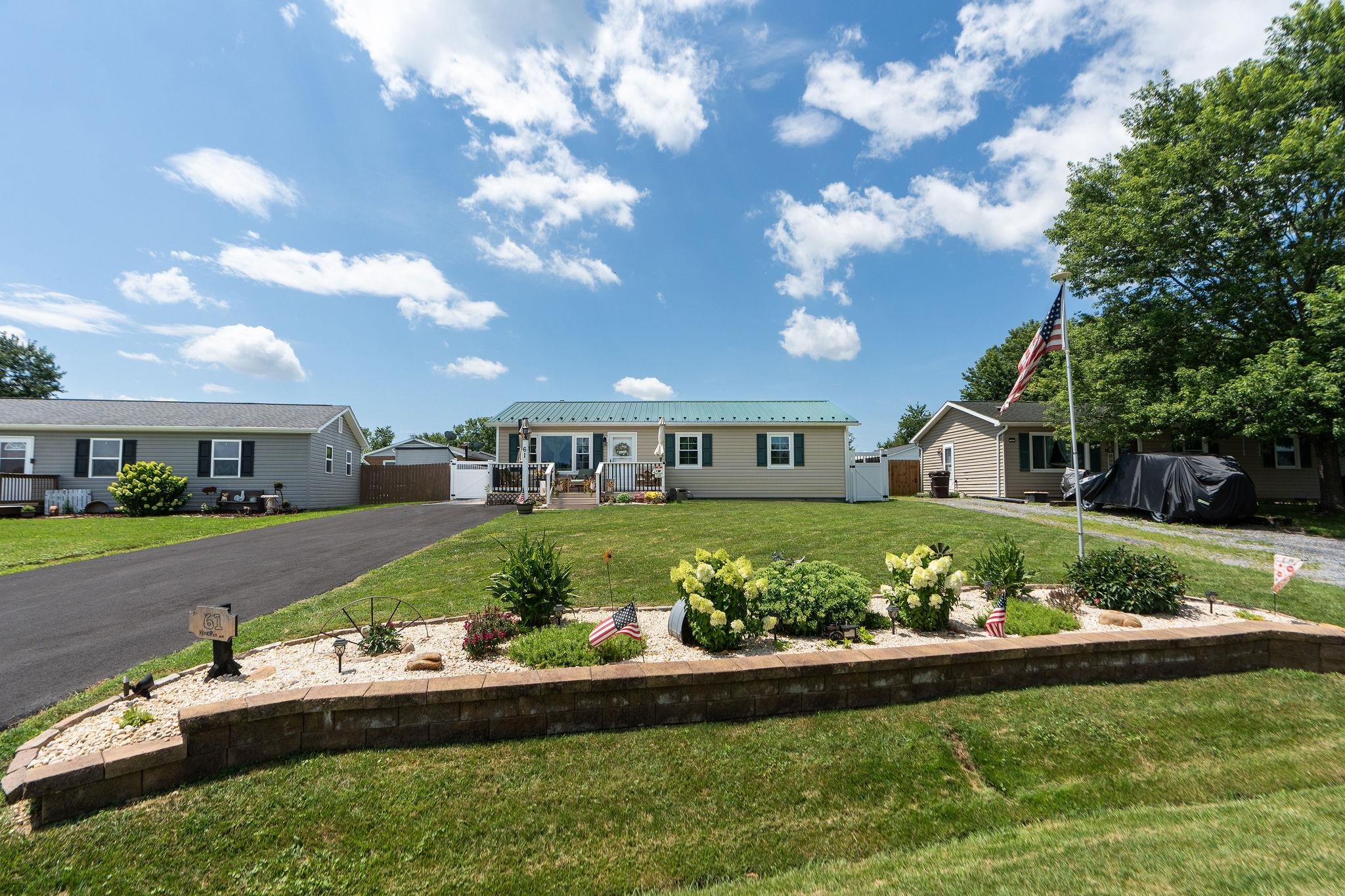 61 KENDRICK AVE, VERONA, Virginia 24482, 3 Bedrooms Bedrooms, ,1 BathroomBathrooms,Residential,61 KENDRICK AVE,668645 MLS # 668645