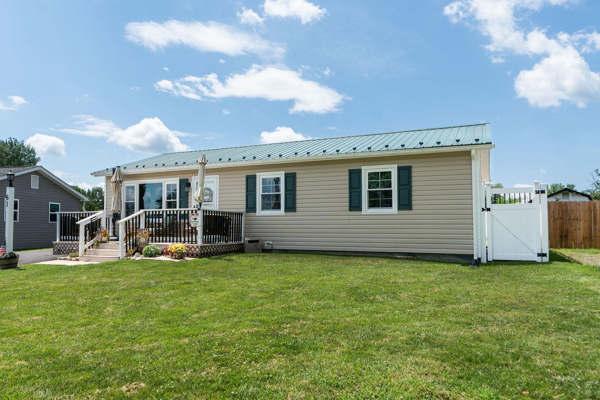 61 KENDRICK AVE, VERONA, Virginia 24482, 3 Bedrooms Bedrooms, ,1 BathroomBathrooms,Residential,61 KENDRICK AVE,668645 MLS # 668645