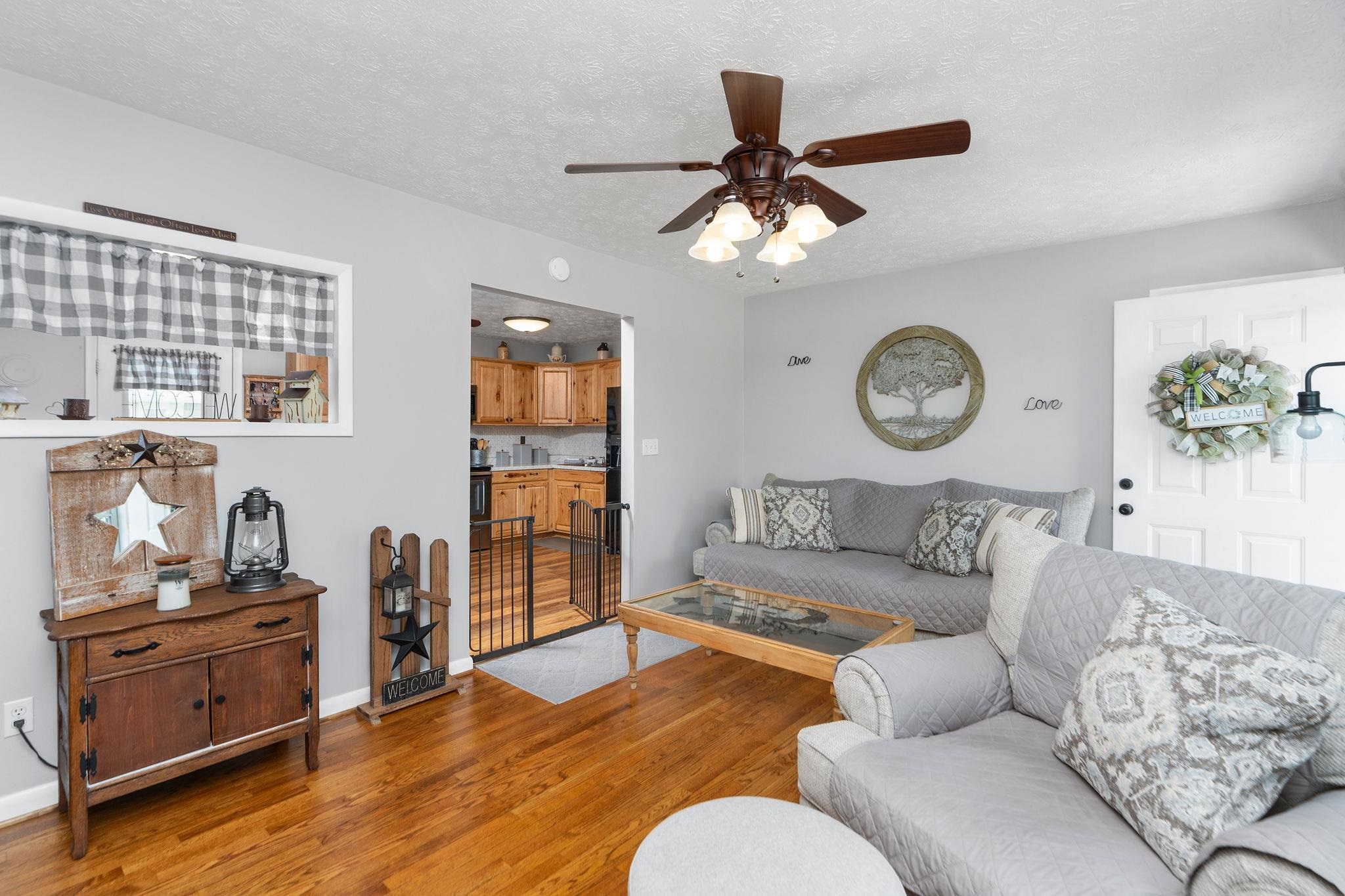 61 KENDRICK AVE, VERONA, Virginia 24482, 3 Bedrooms Bedrooms, ,1 BathroomBathrooms,Residential,61 KENDRICK AVE,668645 MLS # 668645