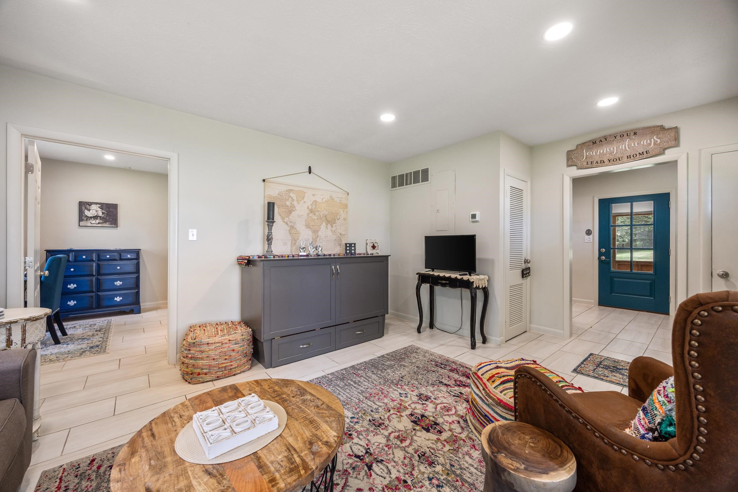 934 CLICKS LN, NEW MARKET, Virginia 22844, 1 Bedroom Bedrooms, ,1 BathroomBathrooms,Residential,934 CLICKS LN,668649 MLS # 668649