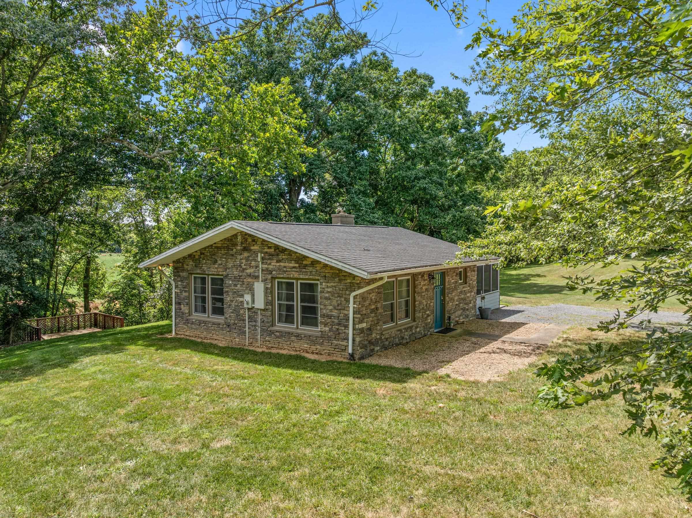 934 CLICKS LN, NEW MARKET, Virginia 22844, 1 Bedroom Bedrooms, ,1 BathroomBathrooms,Residential,934 CLICKS LN,668649 MLS # 668649