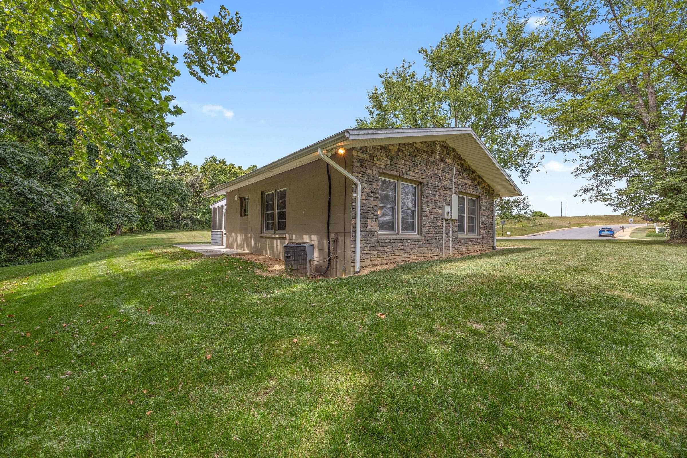 934 CLICKS LN, NEW MARKET, Virginia 22844, 1 Bedroom Bedrooms, ,1 BathroomBathrooms,Residential,934 CLICKS LN,668649 MLS # 668649
