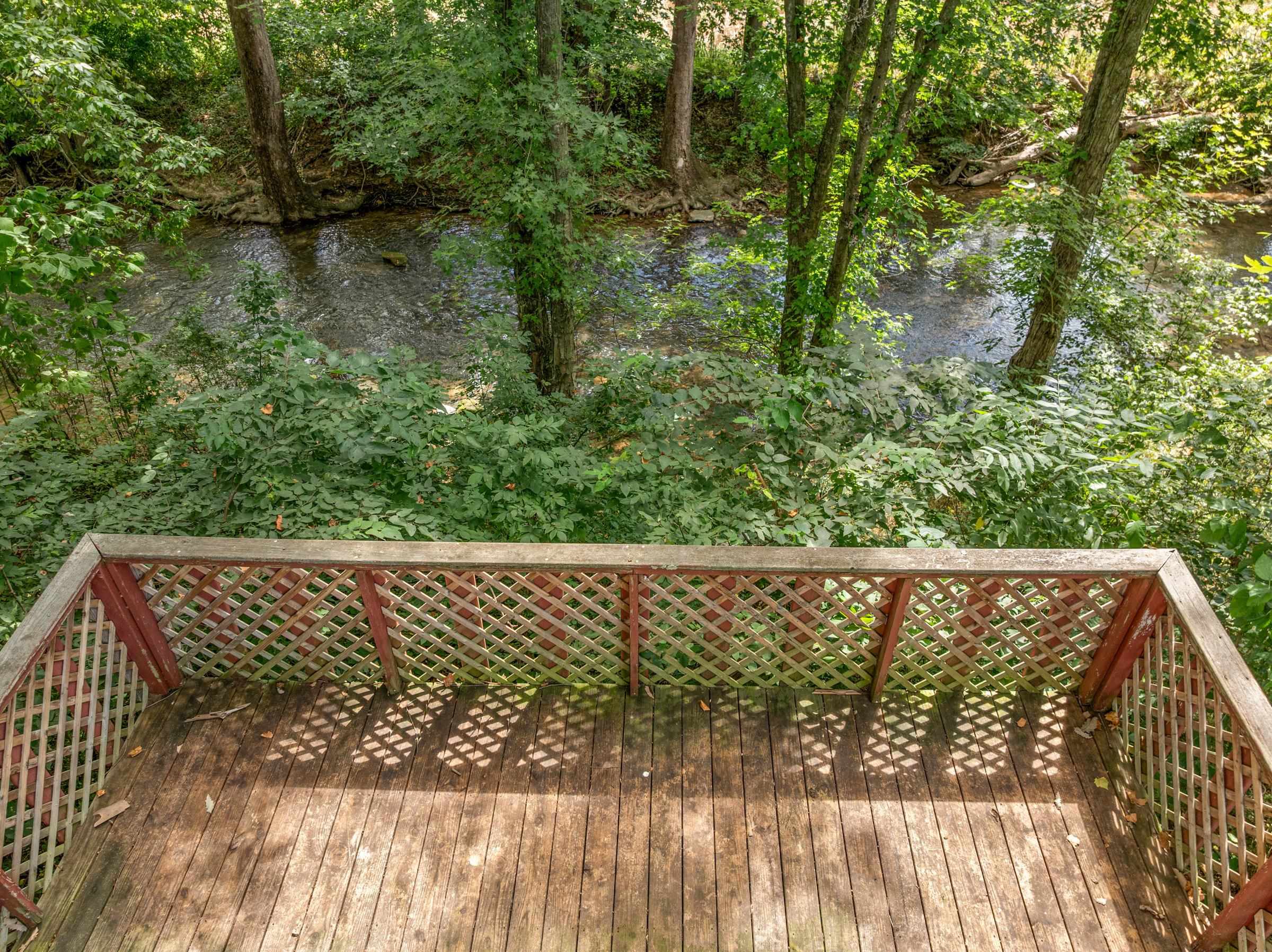 934 CLICKS LN, NEW MARKET, Virginia 22844, 1 Bedroom Bedrooms, ,1 BathroomBathrooms,Residential,934 CLICKS LN,668649 MLS # 668649