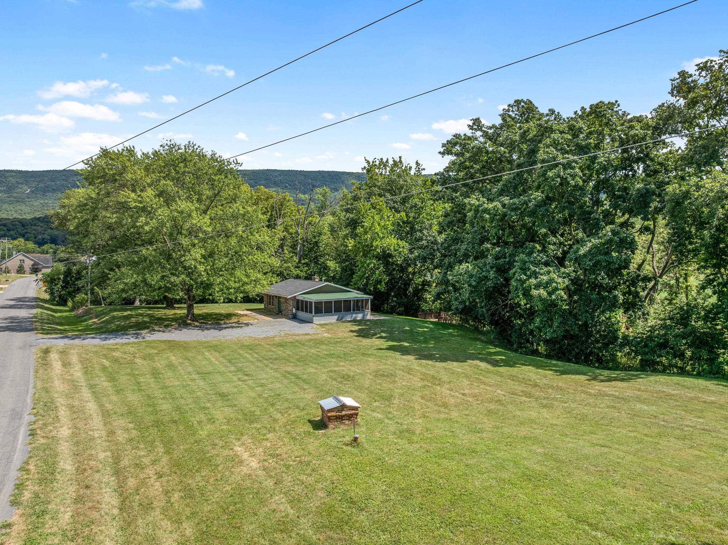 934 CLICKS LN, NEW MARKET, Virginia 22844, 1 Bedroom Bedrooms, ,1 BathroomBathrooms,Residential,934 CLICKS LN,668649 MLS # 668649