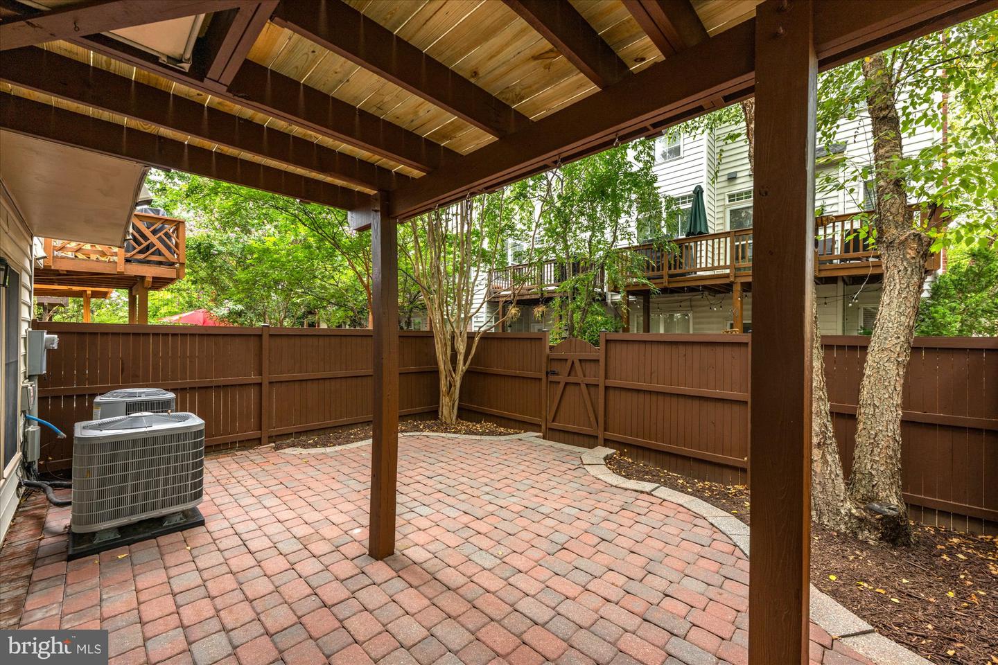 5015 WAPLE LN, ALEXANDRIA, Virginia 22304, 4 Bedrooms Bedrooms, ,4 BathroomsBathrooms,Residential,For sale,5015 WAPLE LN,VAAX2047790 MLS # VAAX2047790