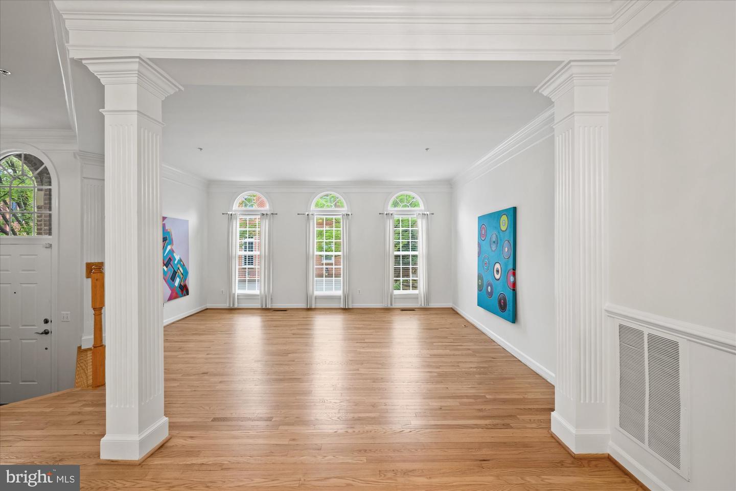 5015 WAPLE LN, ALEXANDRIA, Virginia 22304, 4 Bedrooms Bedrooms, ,4 BathroomsBathrooms,Residential,For sale,5015 WAPLE LN,VAAX2047790 MLS # VAAX2047790